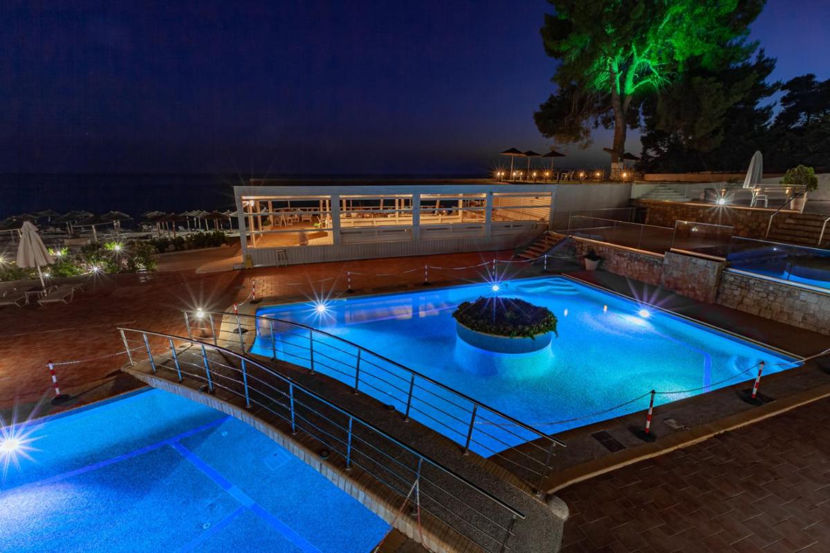 Elani Bay Resort photo 5