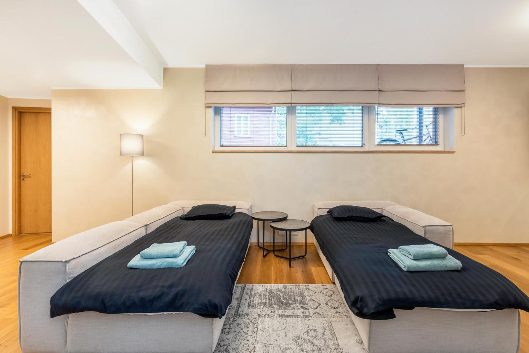 Gustav Apartments - City Center Comfort view 5