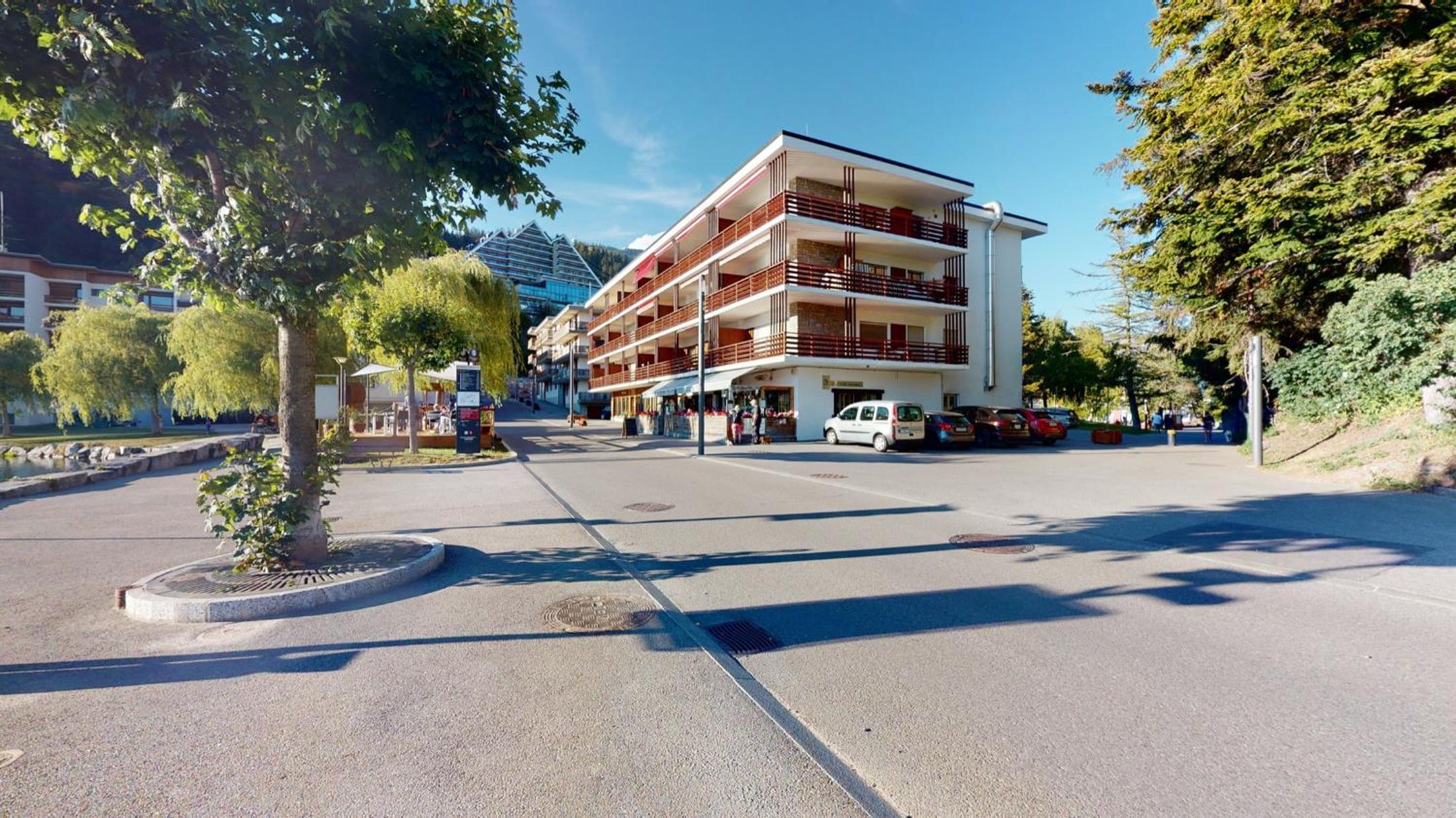 Beautiful apartment in the center of Crans-Montana with a large balcony