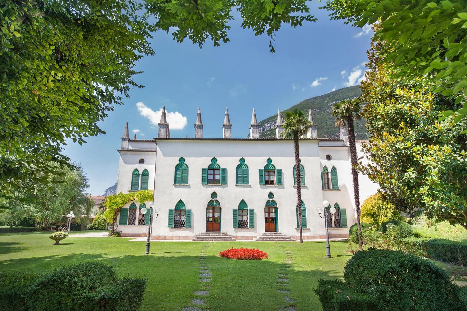 Villa Brignoli view 3