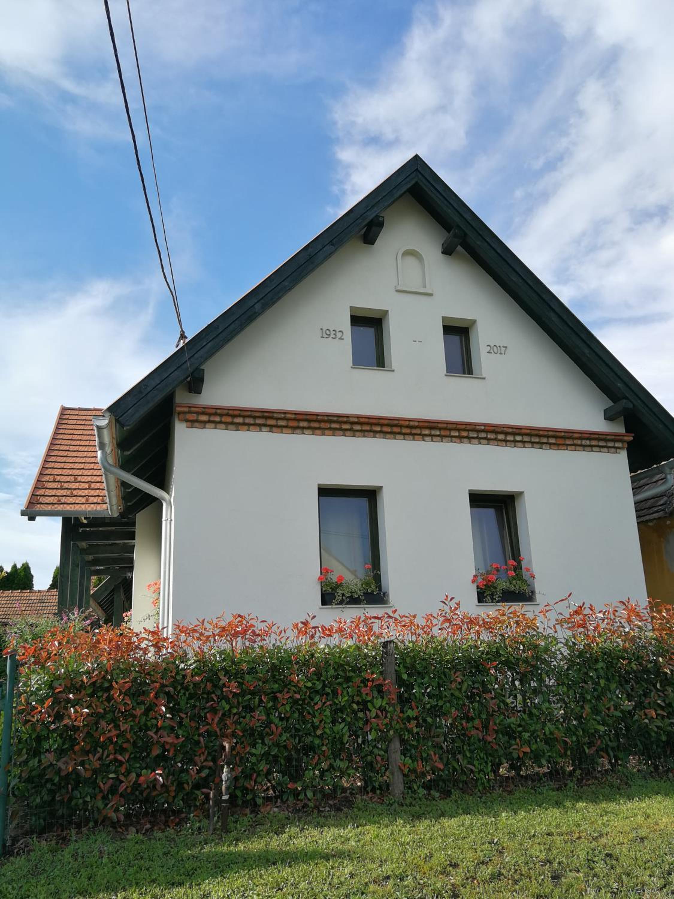 Rábagyarmati Apartman II view 3