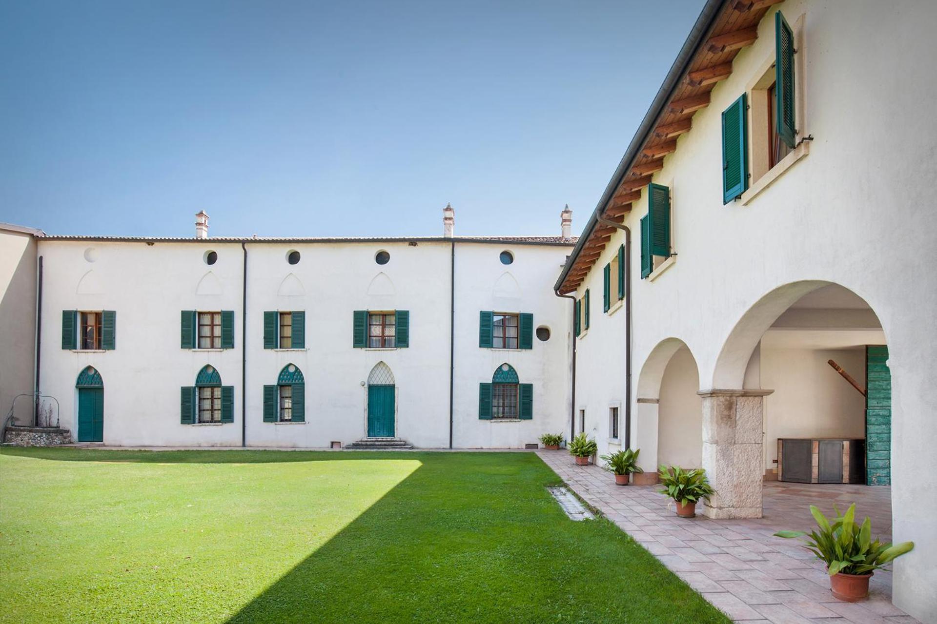 Villa Brignoli view 4