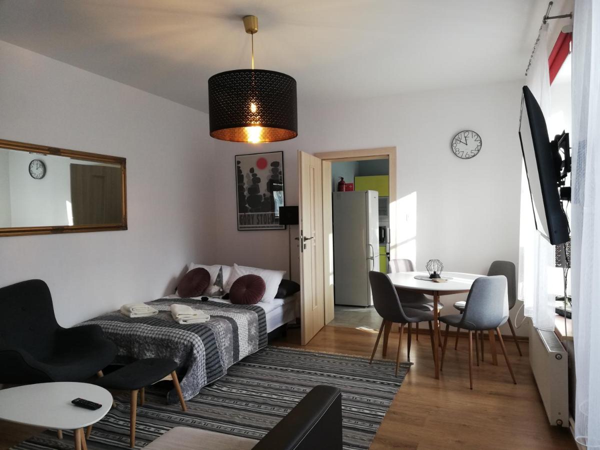 Apartament Nectar Pond view 3