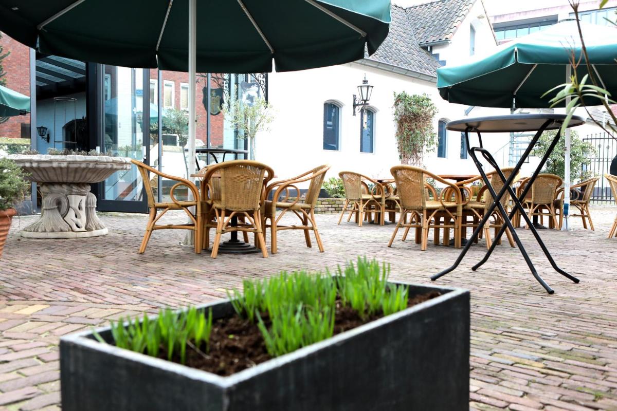 outdoor BBQ area