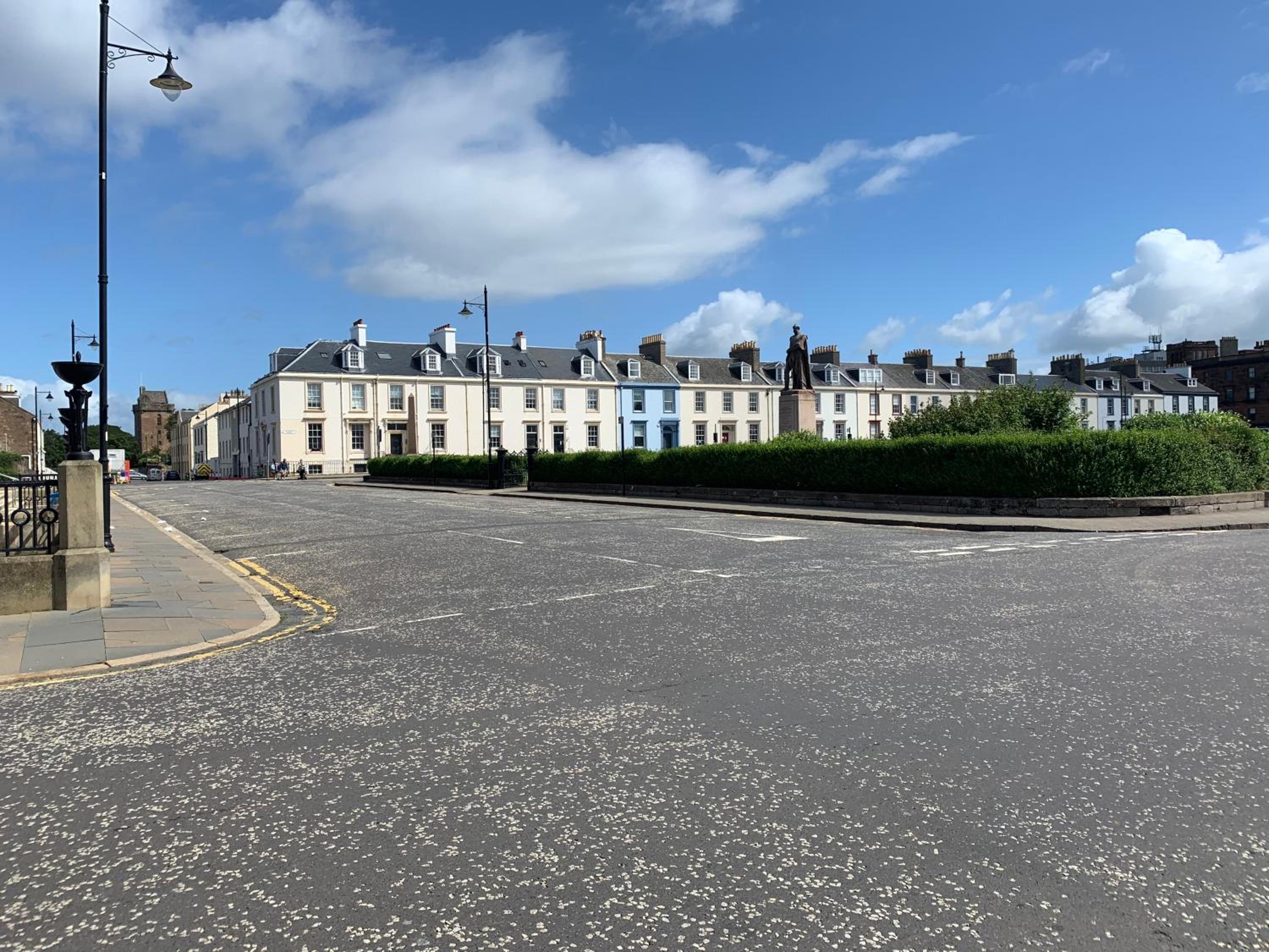 Ayr Apartment with Sea and Countryside views
