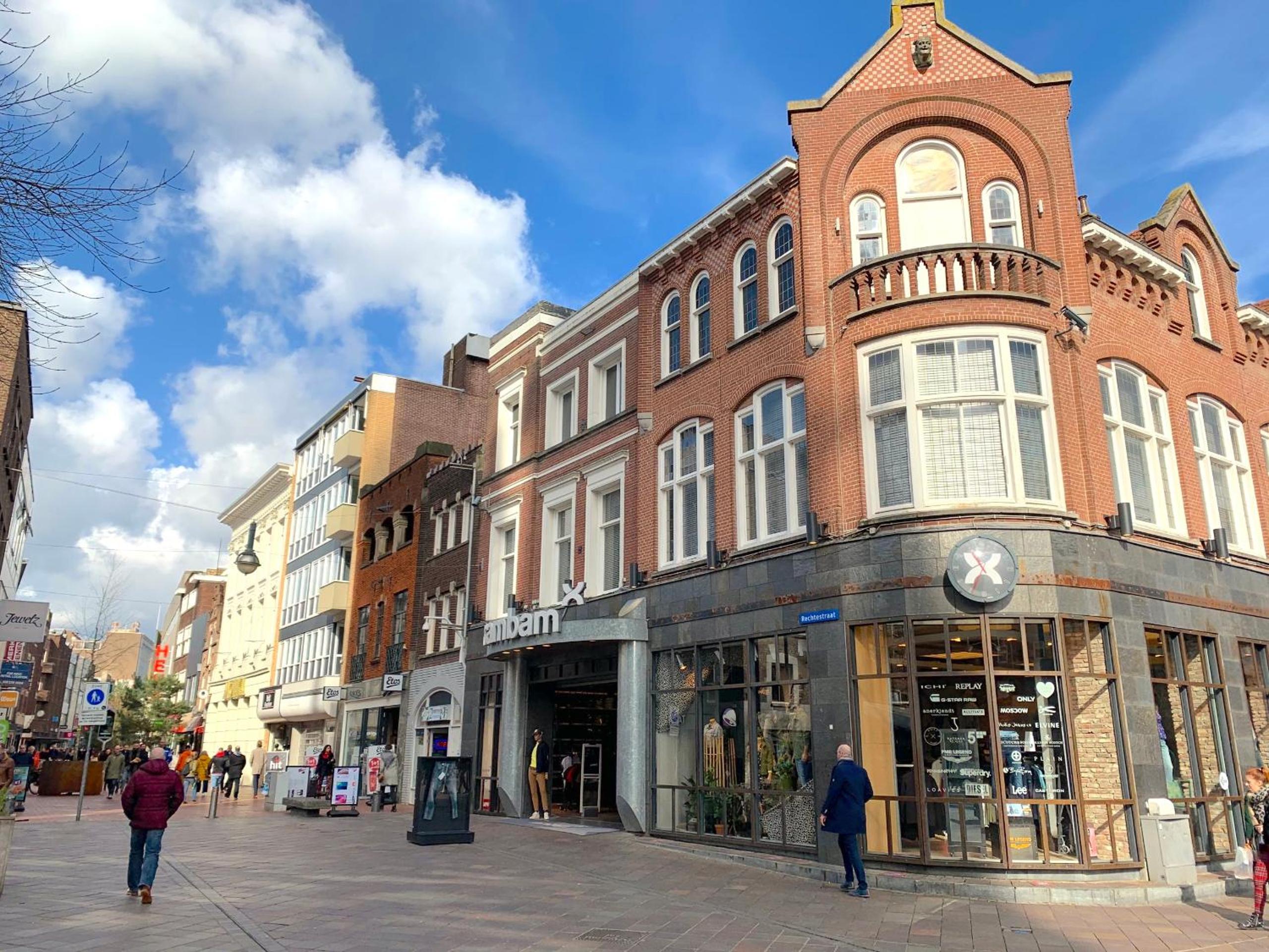 Hotel Sunny 45m2 Penthouse with Balcony and Terrace - Image 1