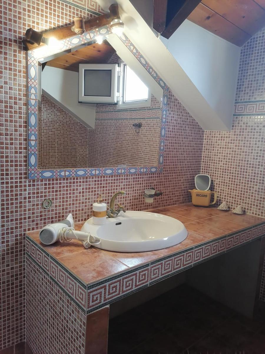Suite in Front of the Sea view 3