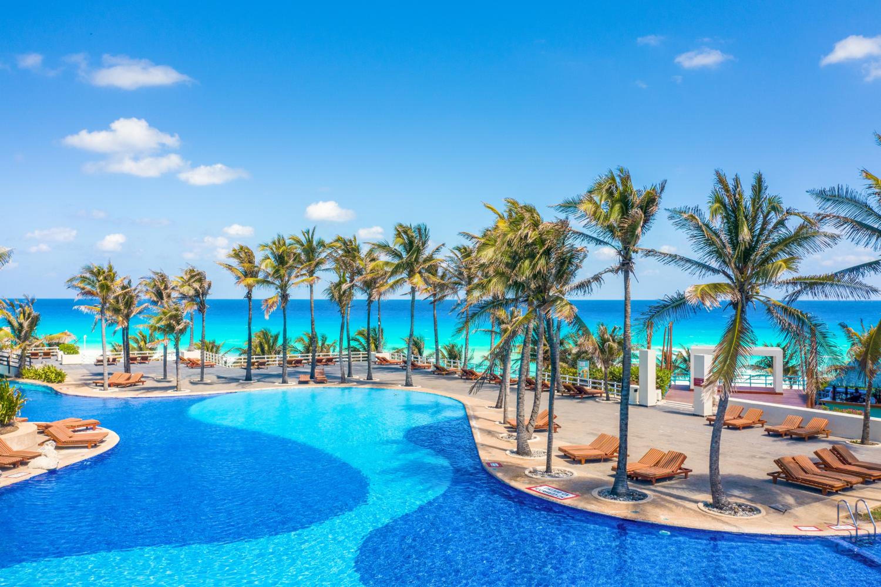 The Pyramid Cancun by Oasis - All Inclusive