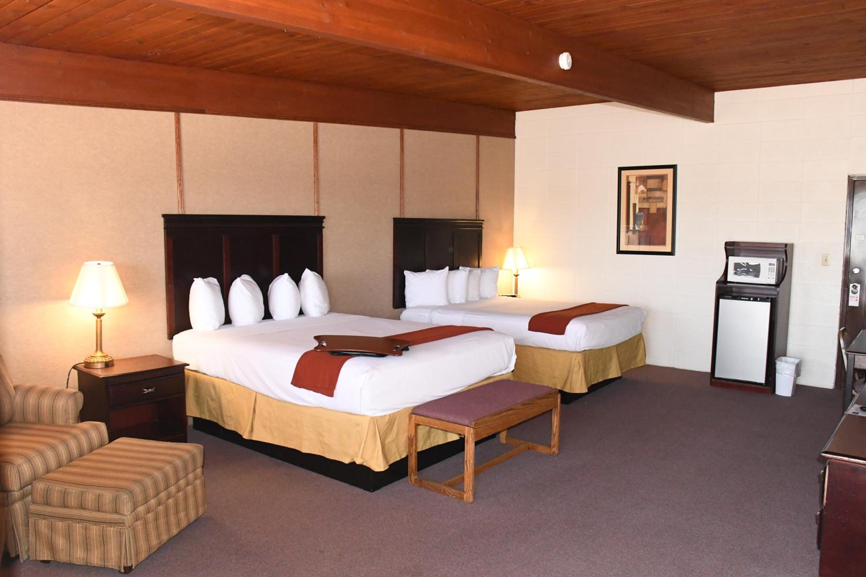 Evanston Vacations - Prairie Inn - Property Image 5