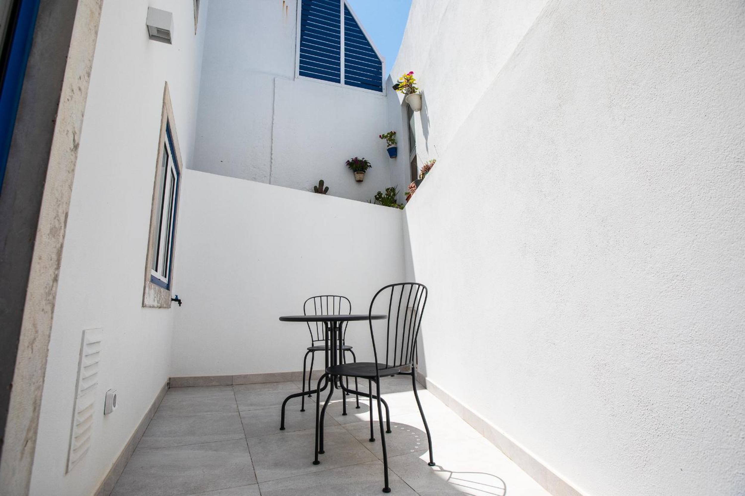Parati Apartments