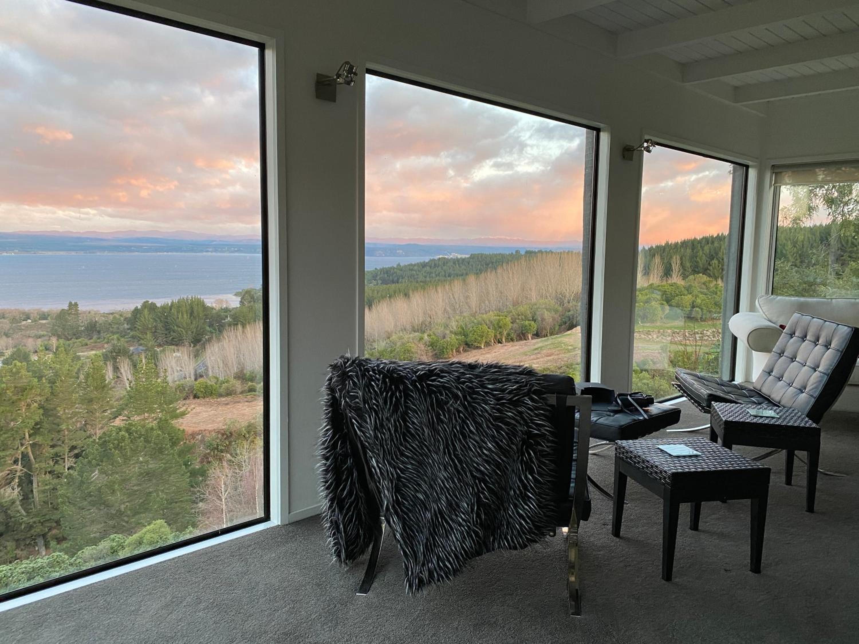 Acacia Cliffs Lodge