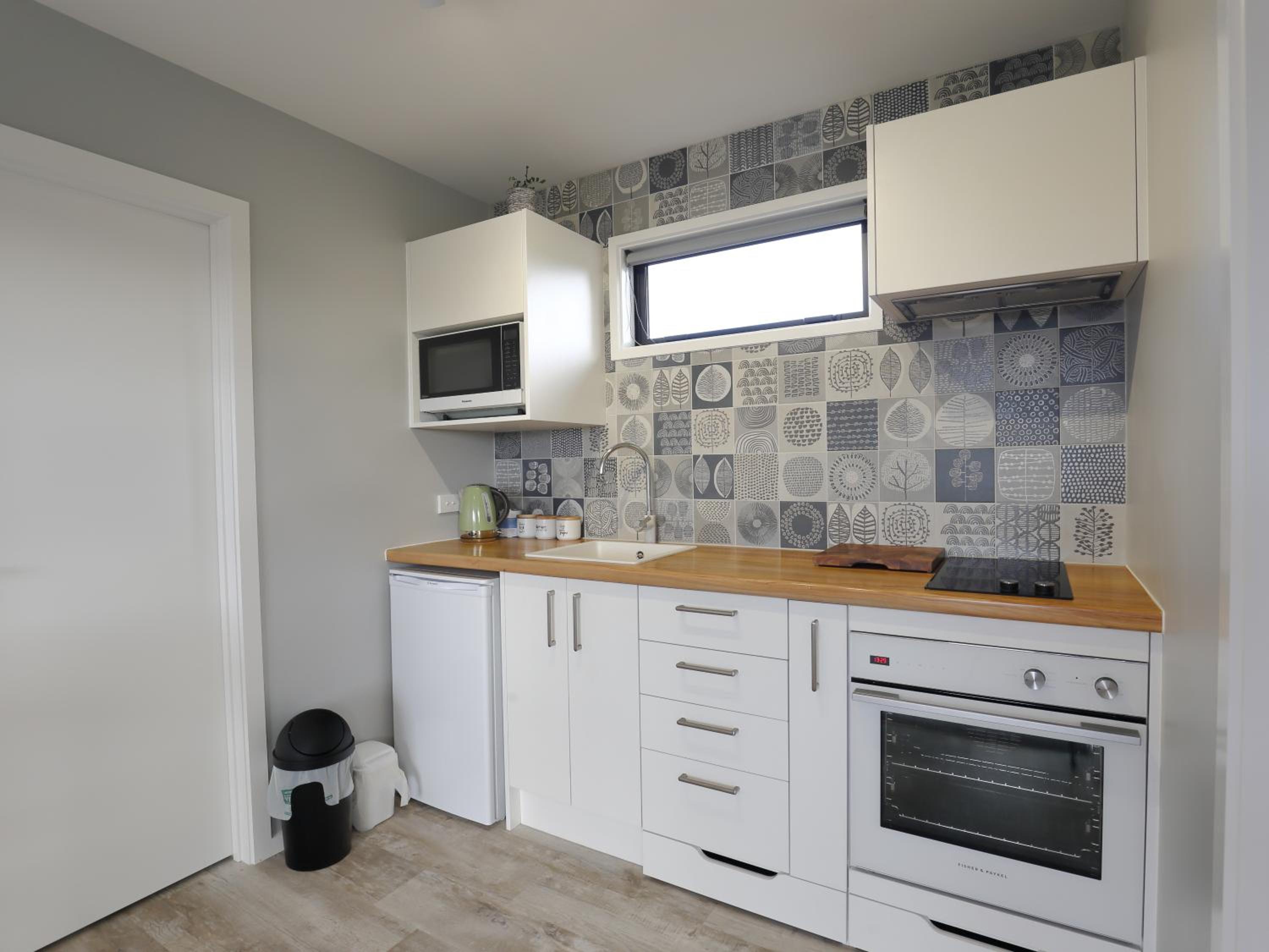 The Tui Studio - Te Anau Holiday Studio view 5