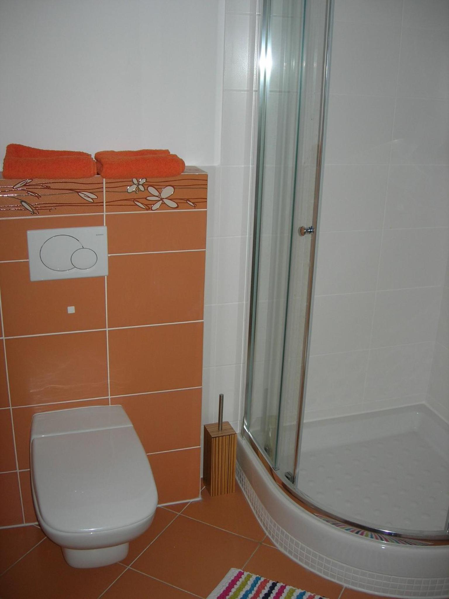 Photo 33