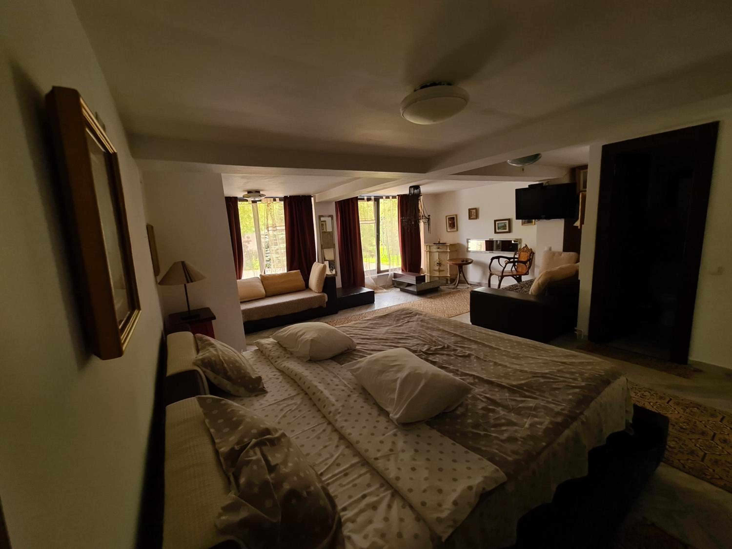 Casa Poveste Pensiunea-Muzeu