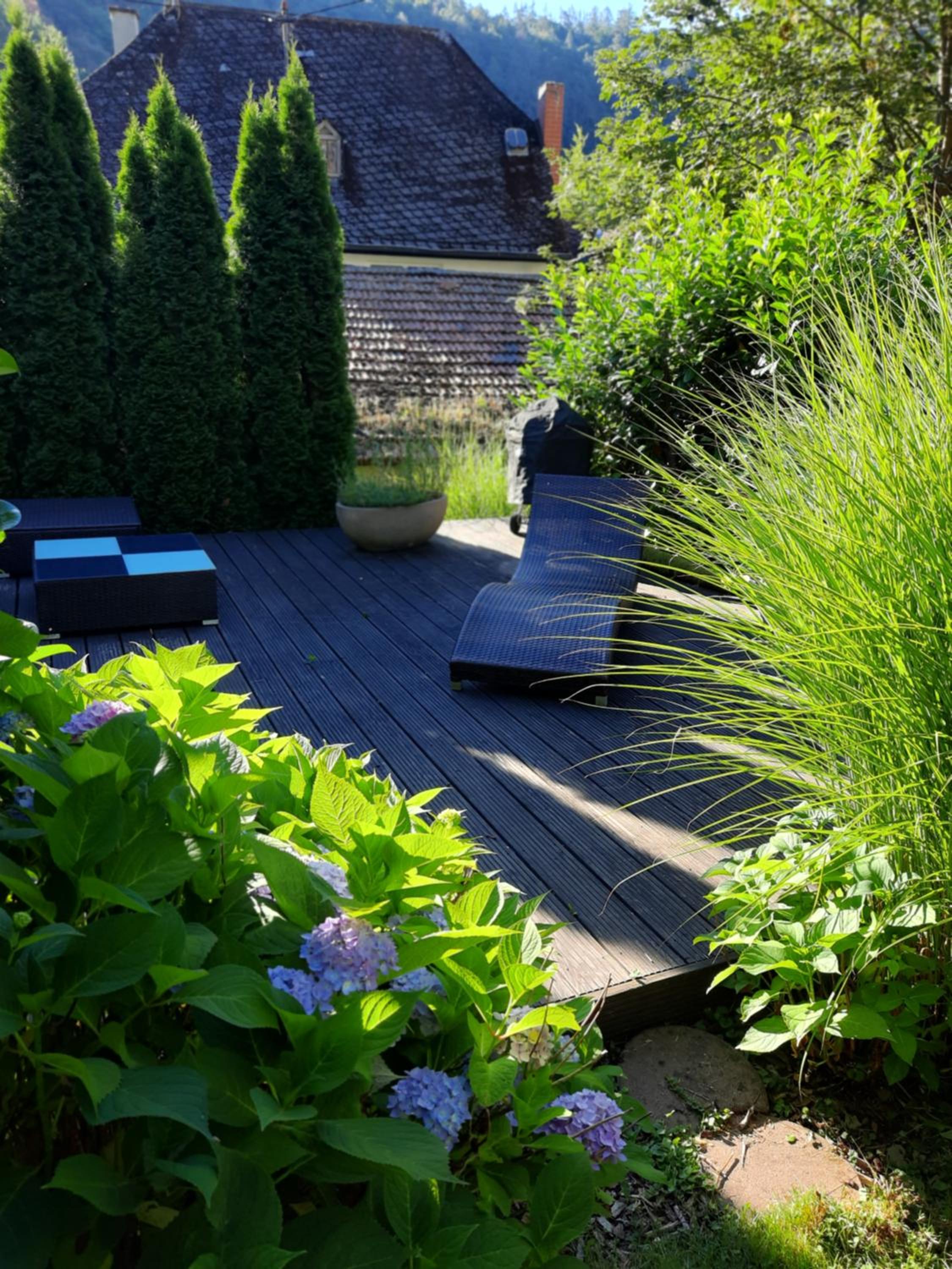 Hotel business-lodging Apartmenthaus - Image 1