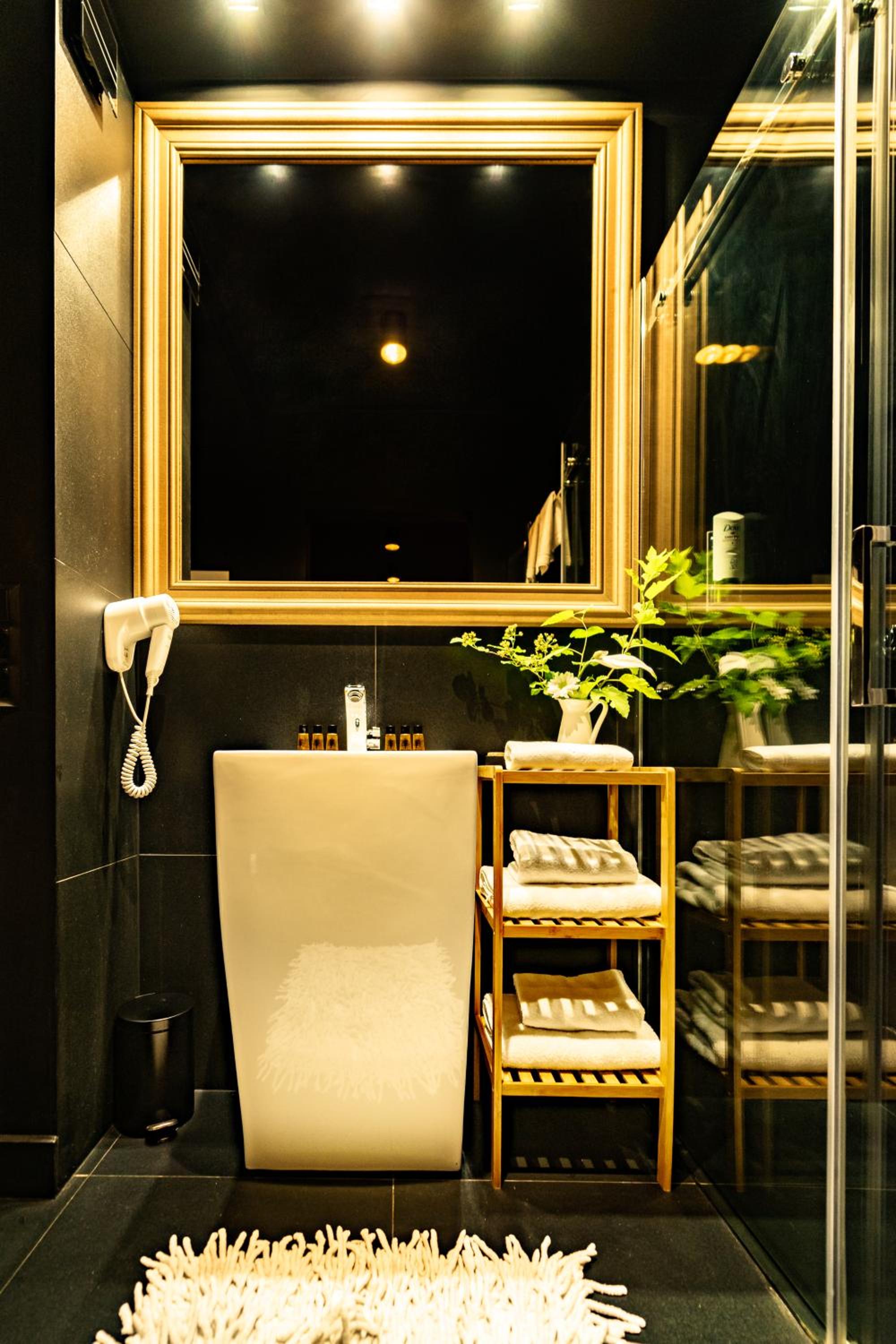 Spa Love Apartament Sauna Jacuzzi ROMANTYCZNY APARTAMENT DLA PARY Z PRYWATNYM SPA view 3