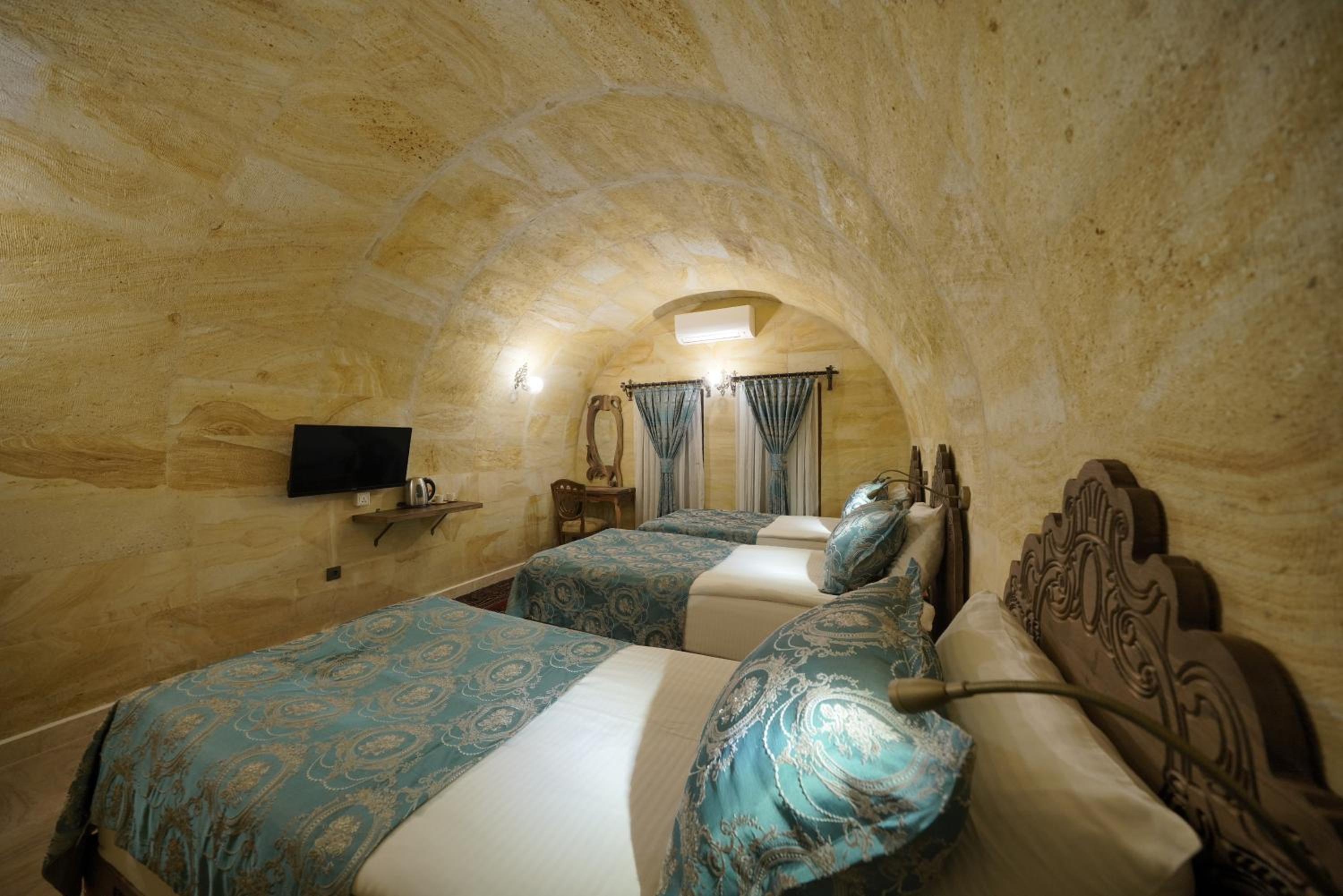 Walnut House Otel - Image 46