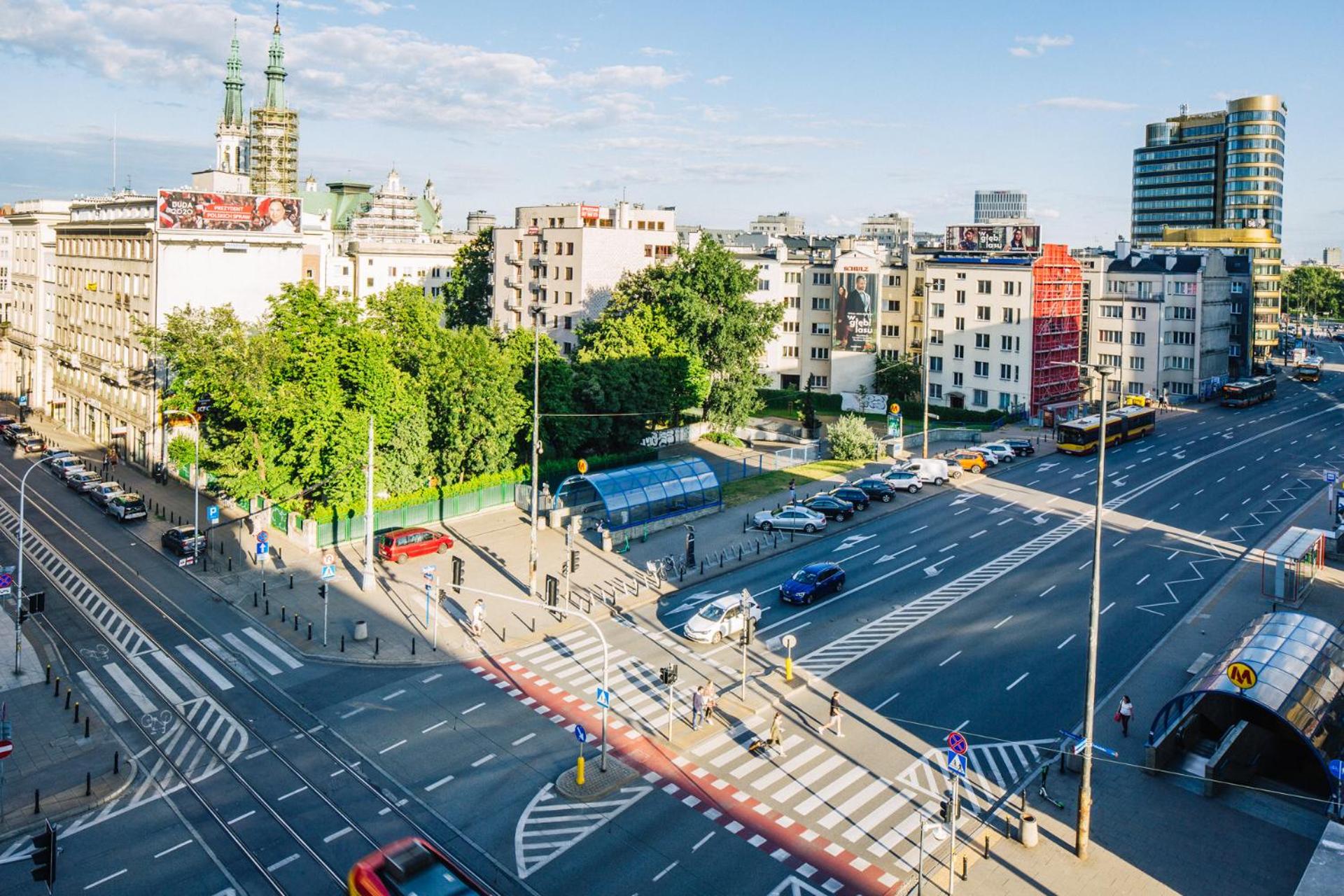 Apartment Metro Politechnika view 2