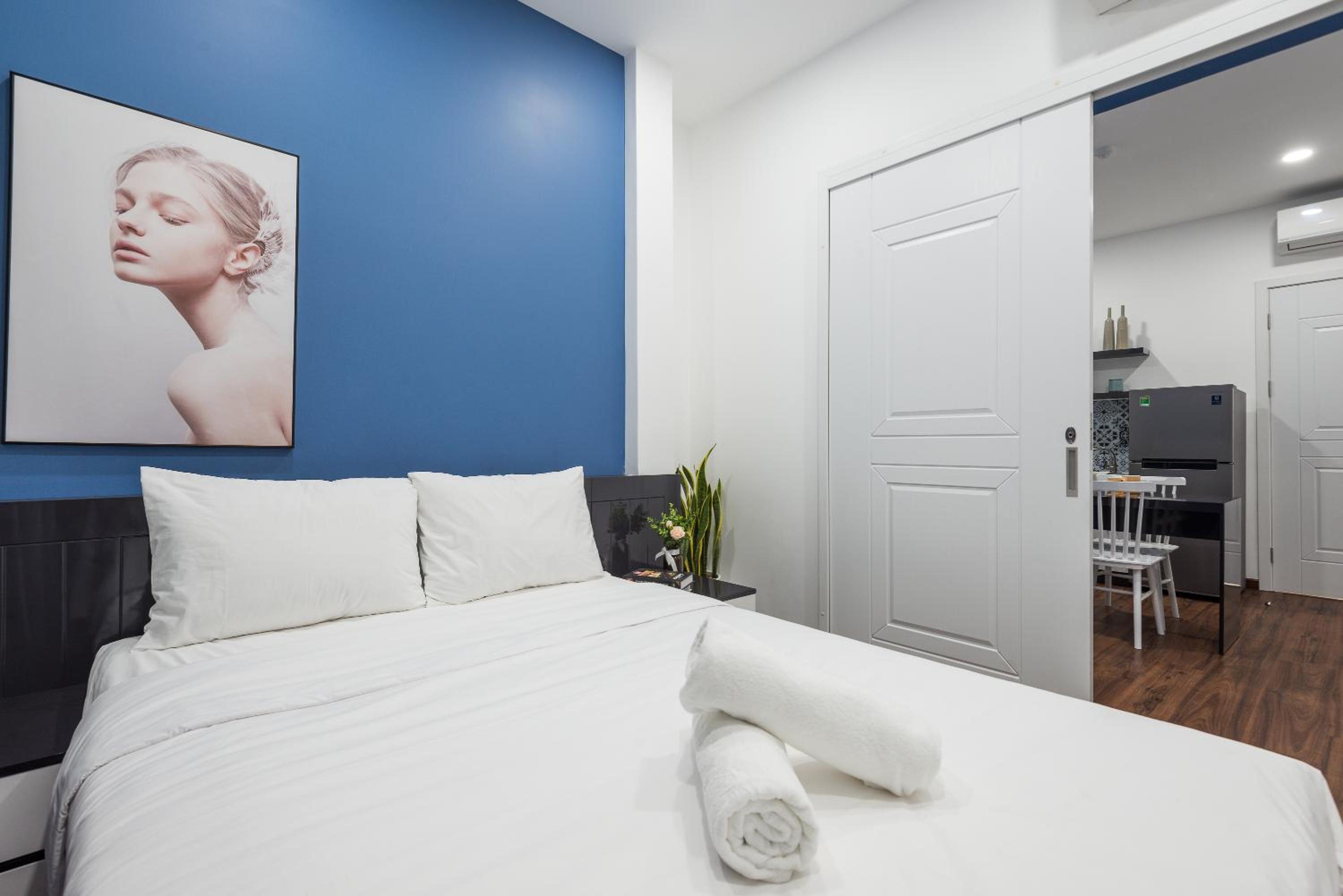 Cozrum Homes The Gallery Residence