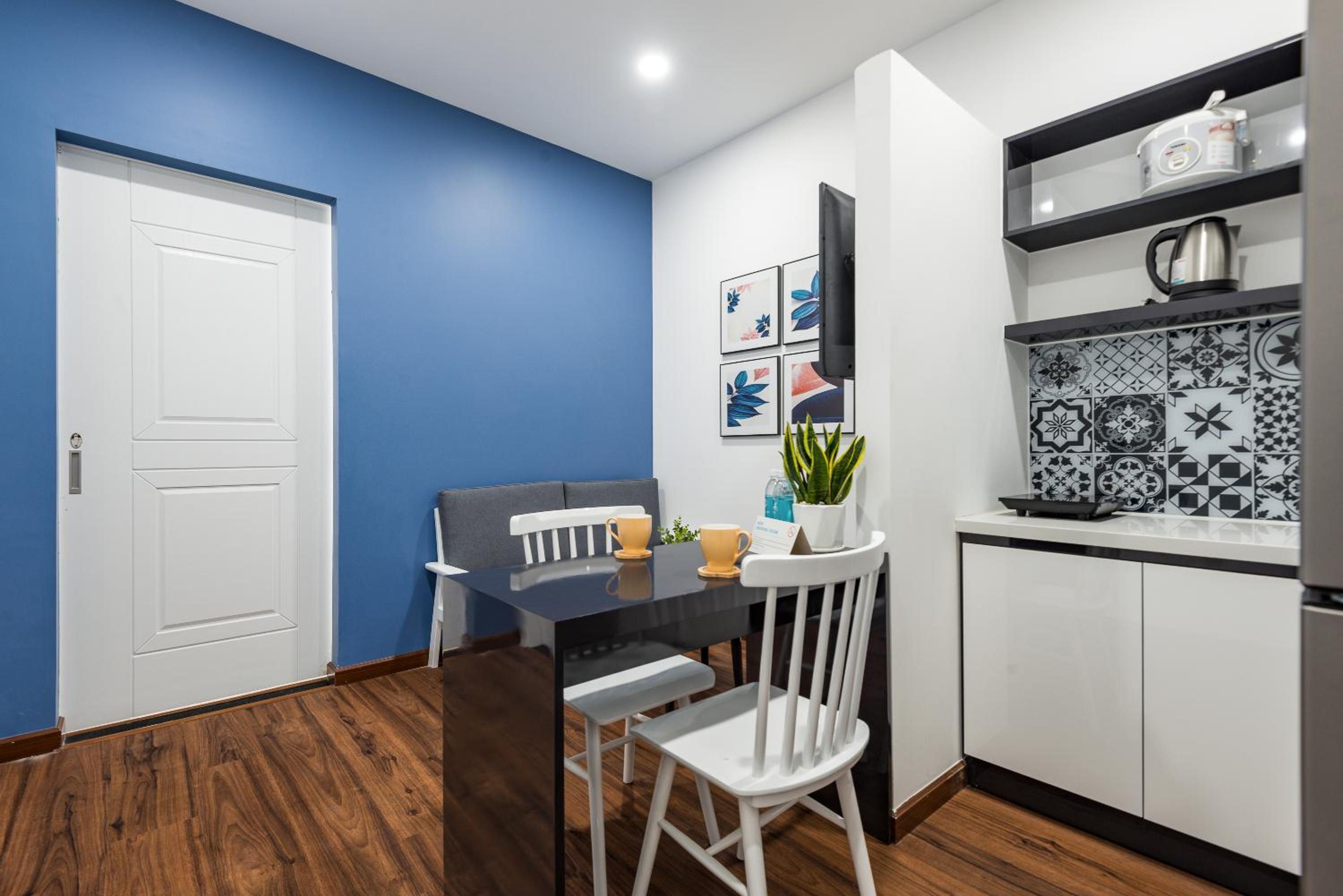 Cozrum Homes The Gallery Residence