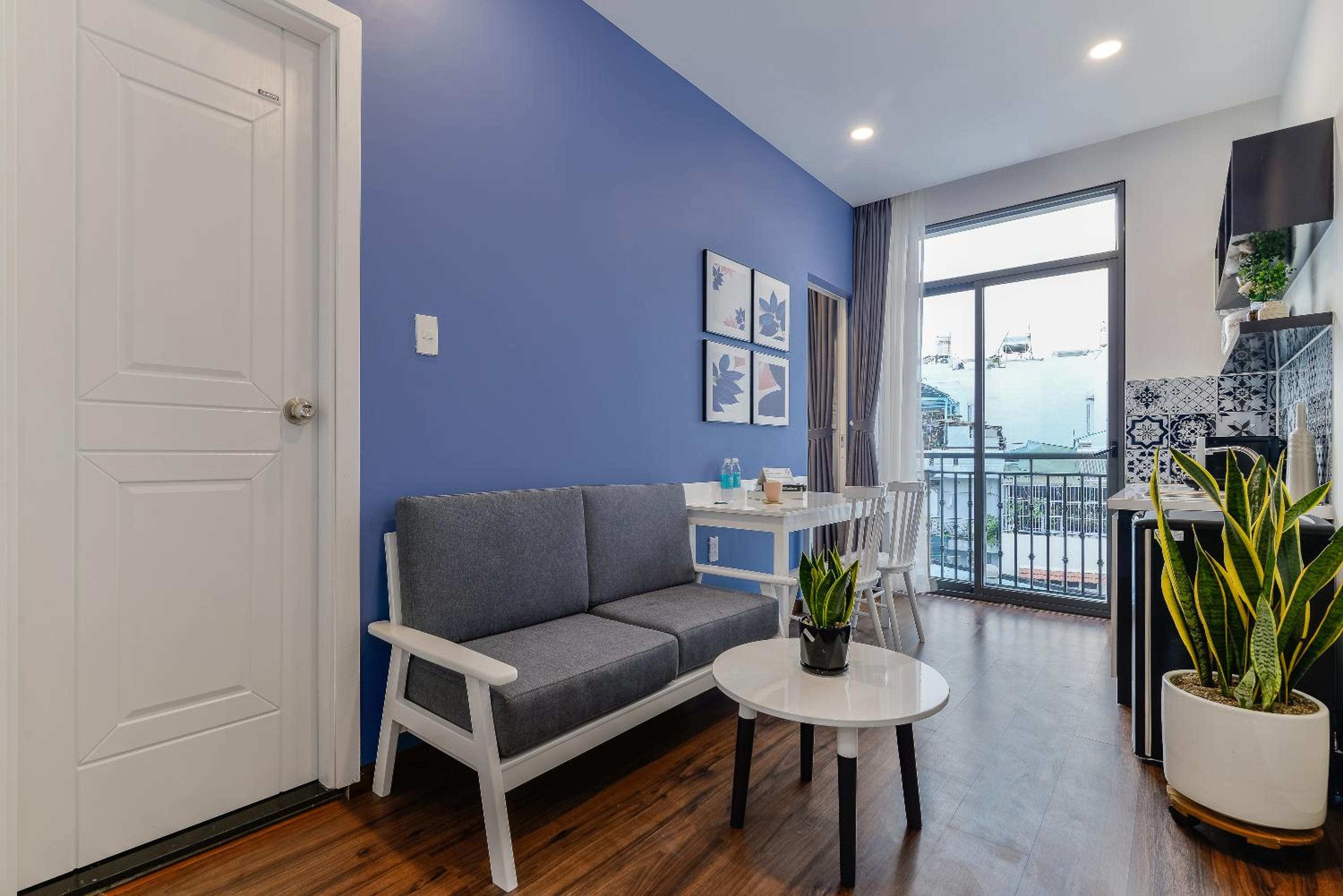 Cozrum Homes The Gallery Residence