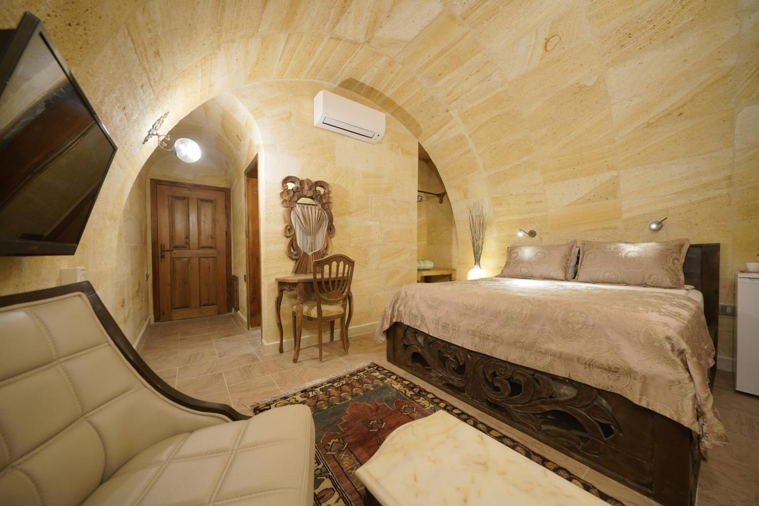 Walnut House Otel - Image 37