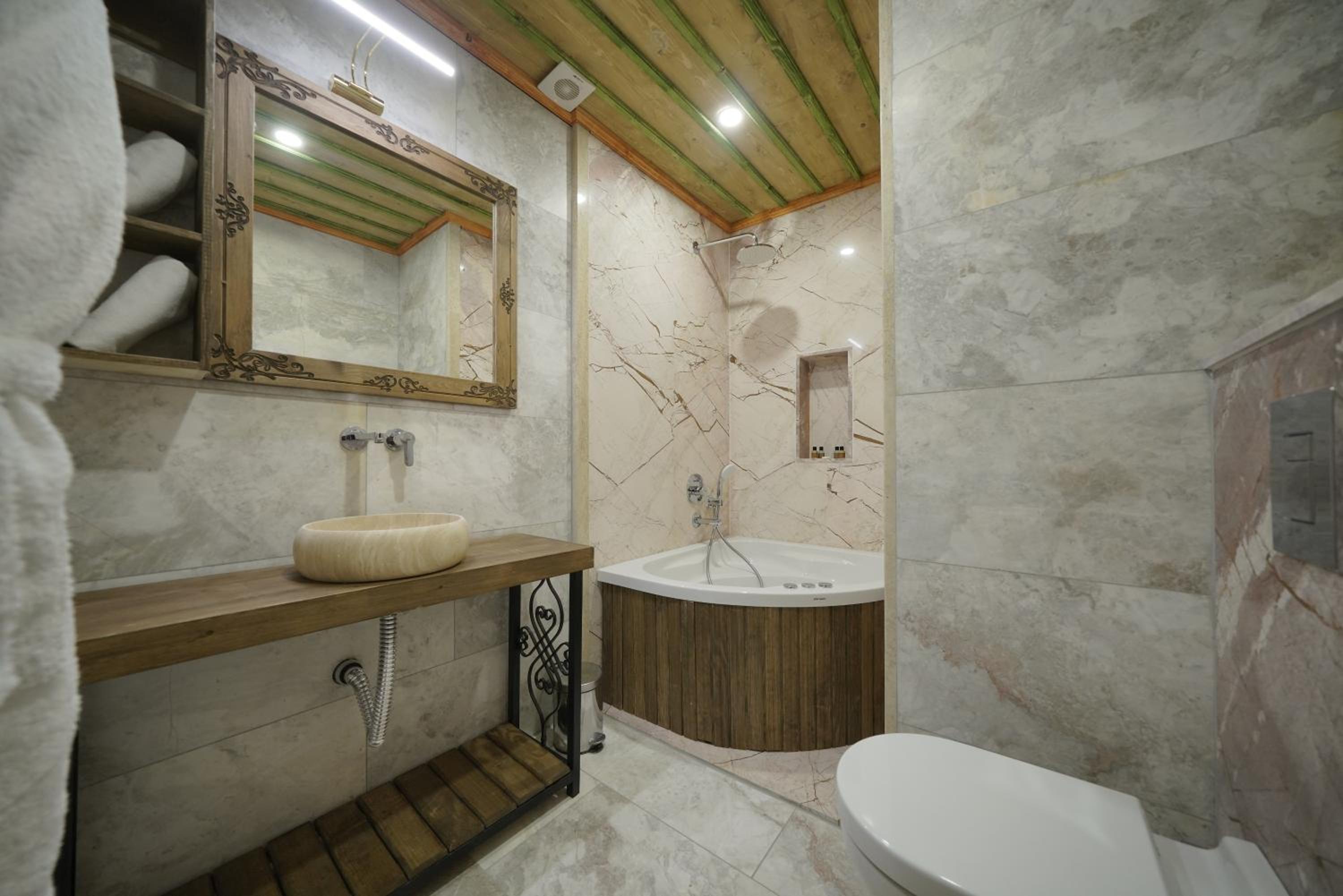 Walnut House Otel - Image 58