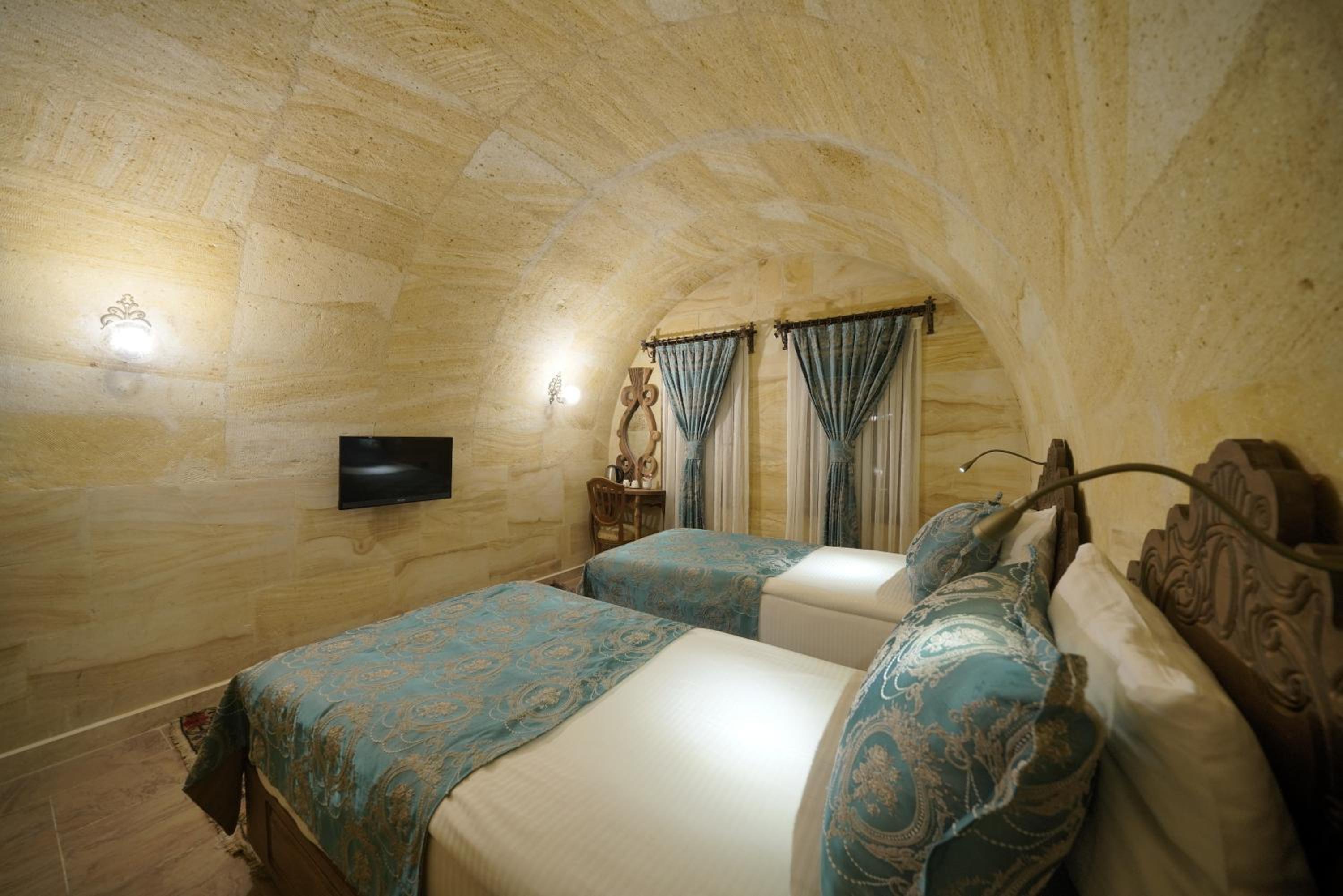 Walnut House Otel - Image 22