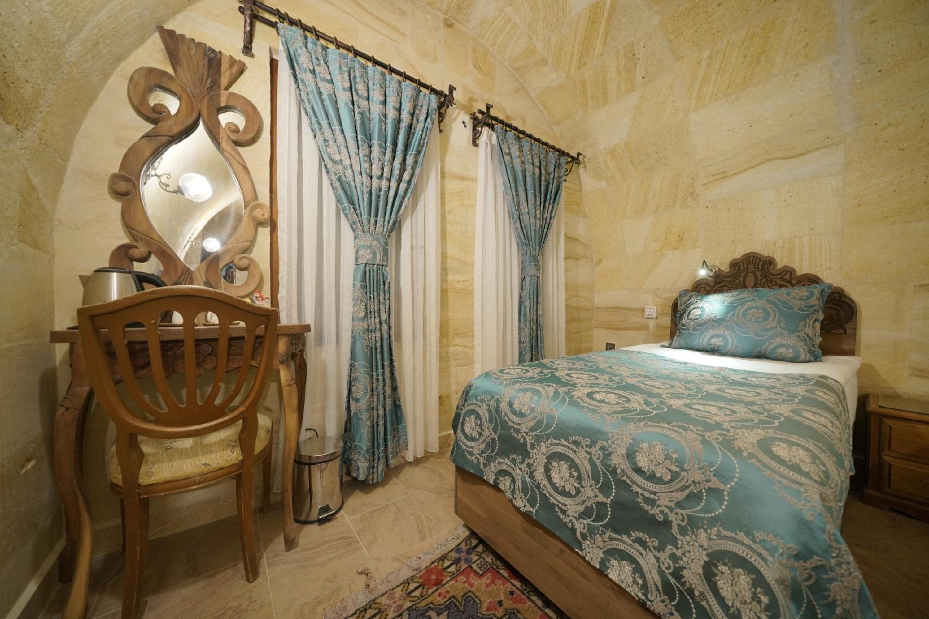 Walnut House Otel - Image 35