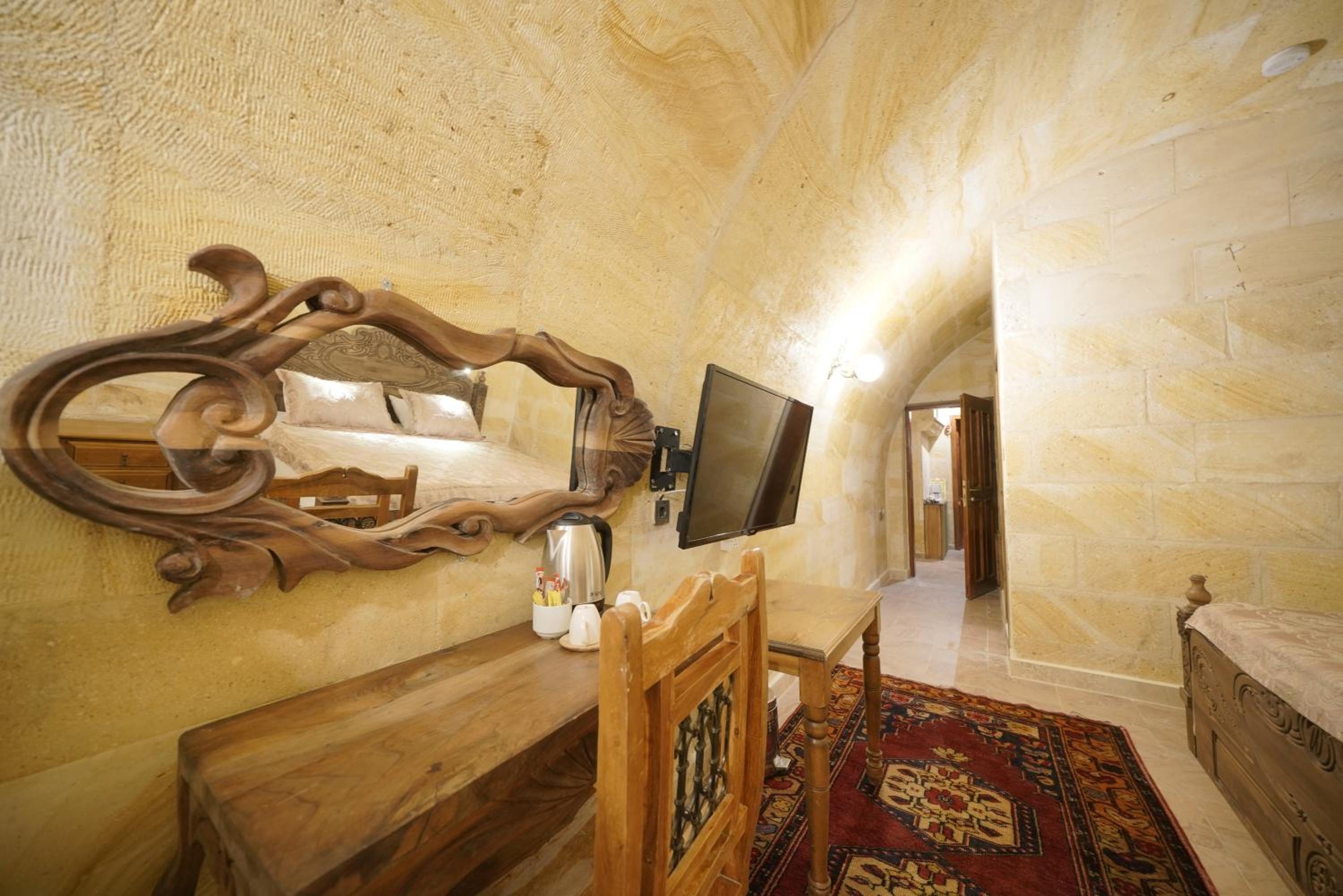 Walnut House Otel - Image 27