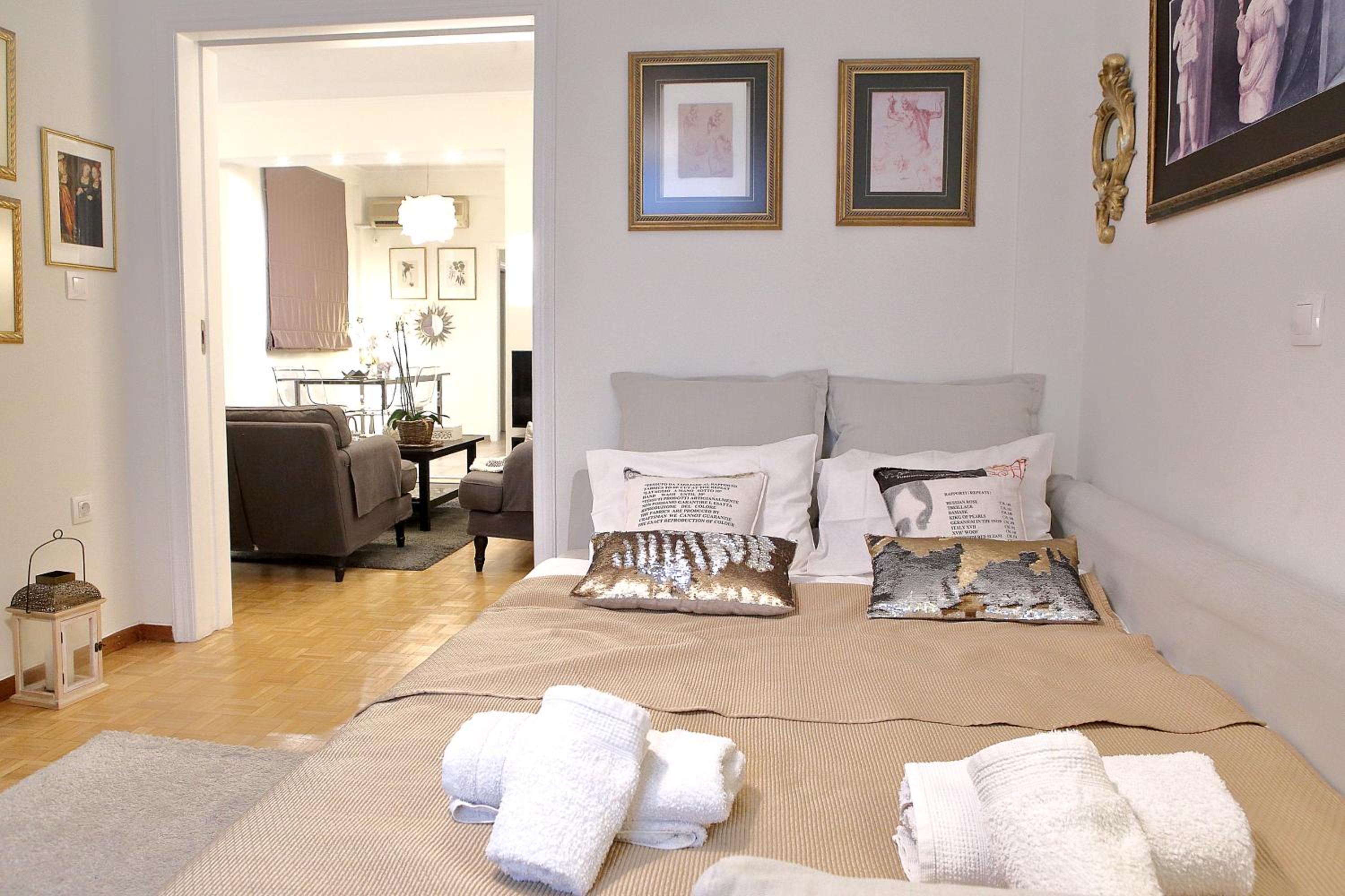 VZ Athens Apartment