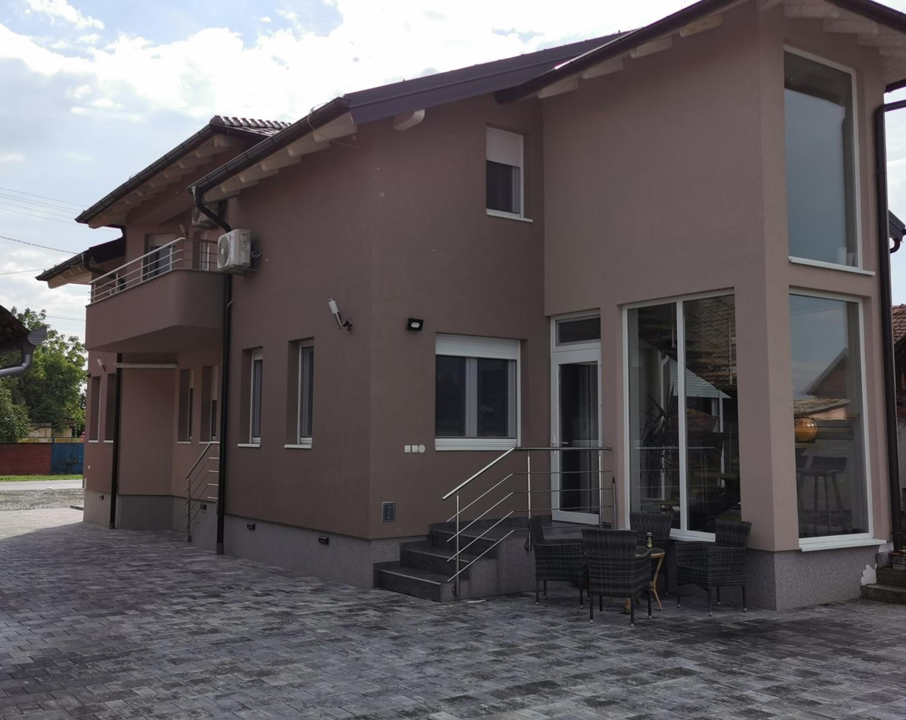 Apartman Božur **** view 3
