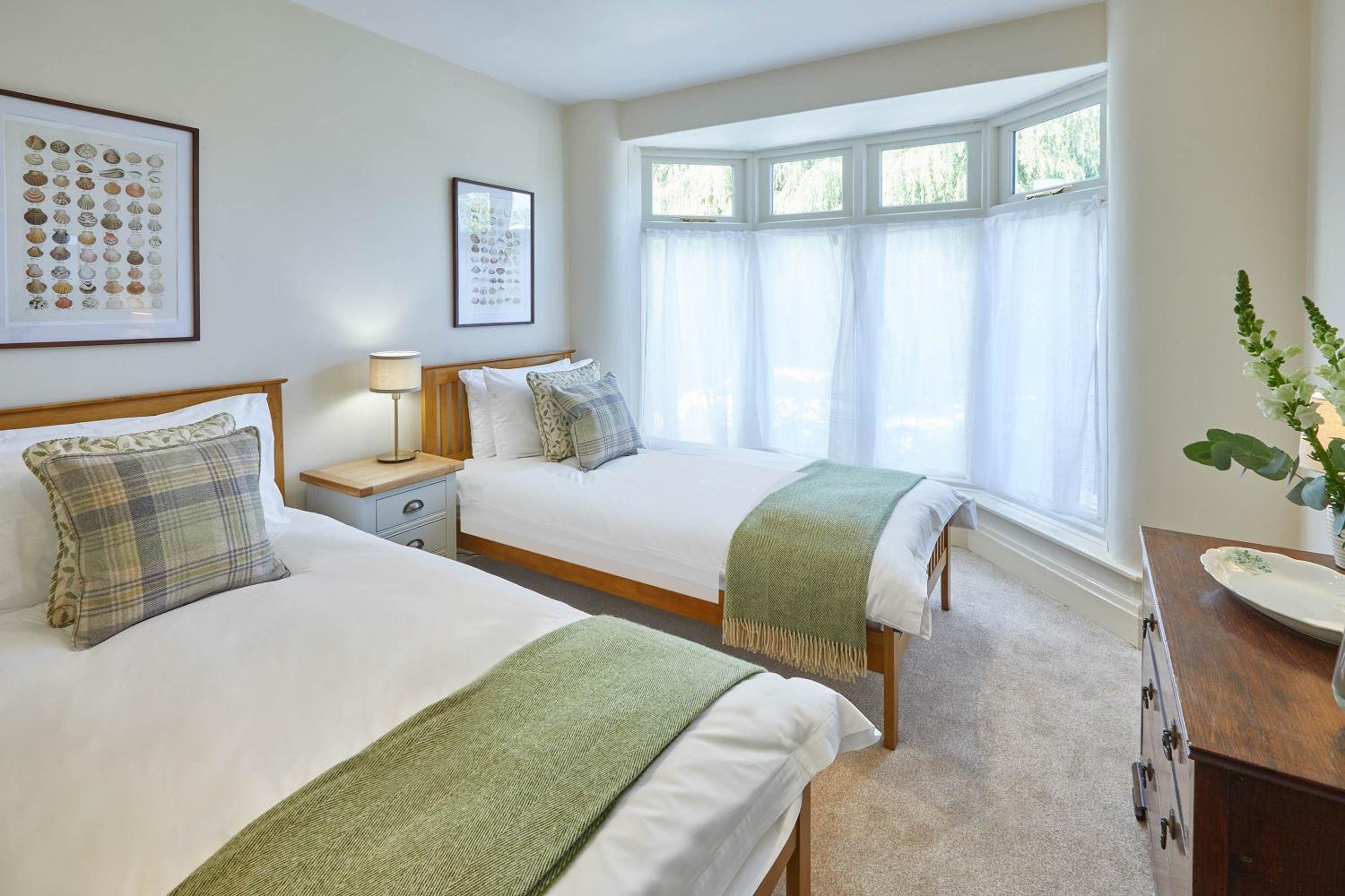 Host & Stay - Princes Road view 4