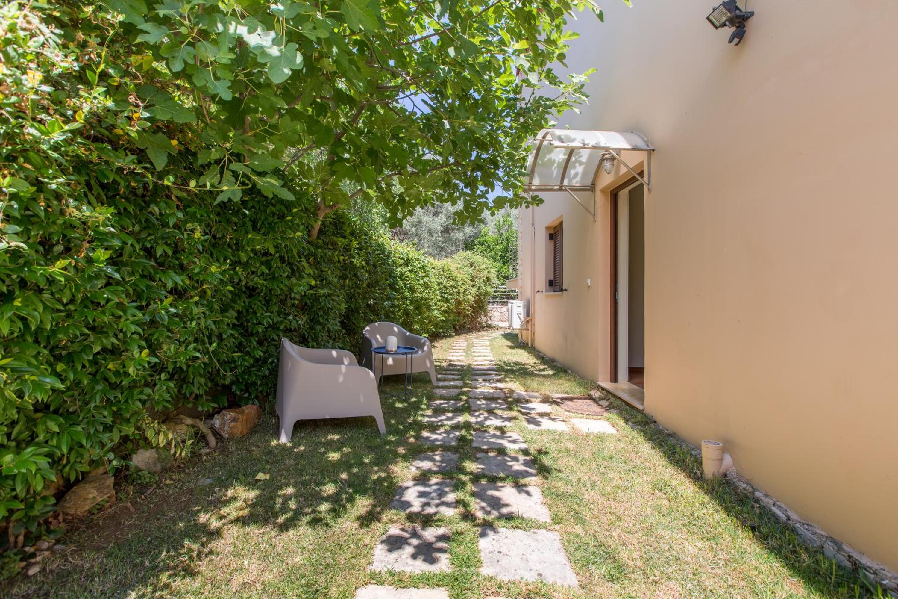 Villa Armonia Boutique Living view 4