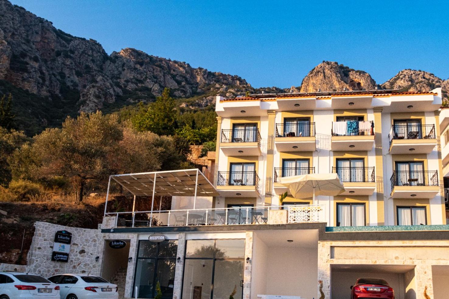 Hotel Granda Likarba Apart - Image 1