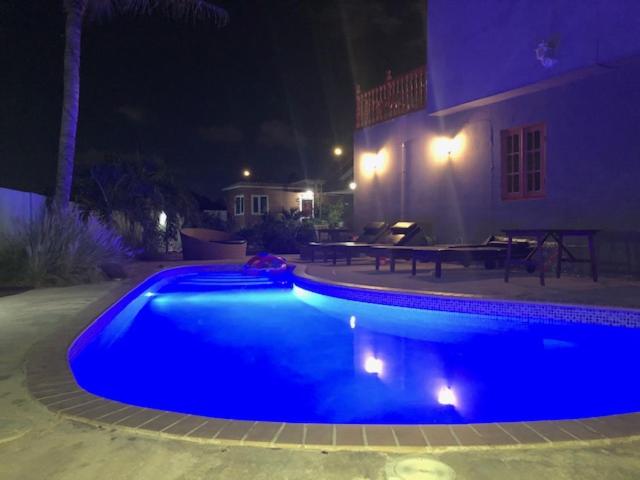 Advantage Apartments Curacao
