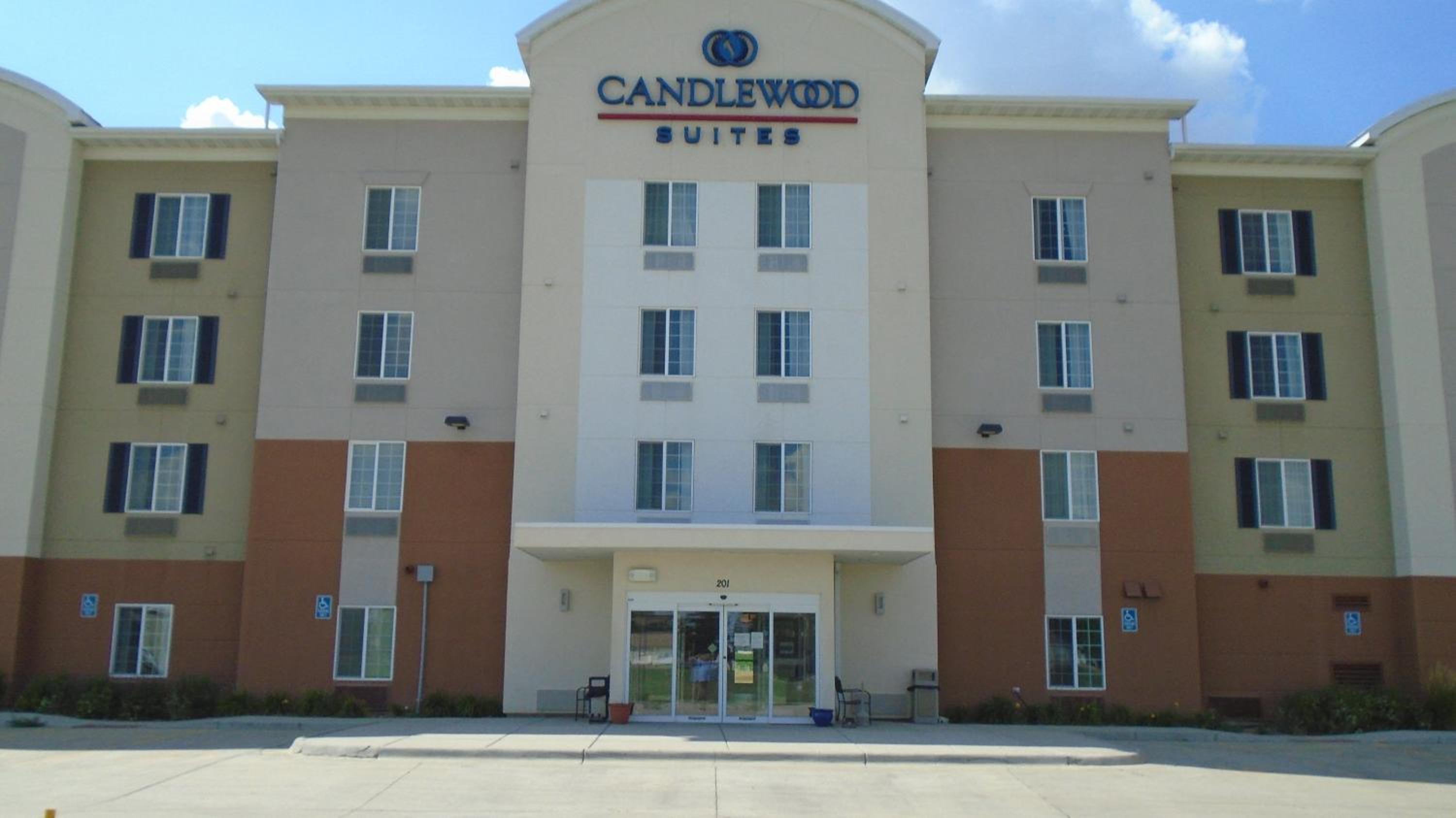 Hotel Candlewood Suites Sidney, an IHG Hotel - Image 1