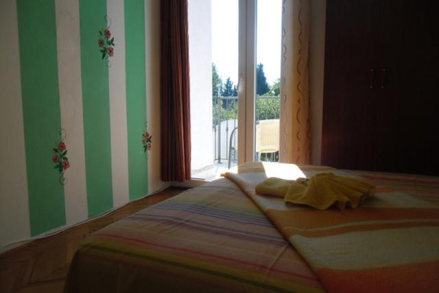Two bedroom ap in the garden photo 2