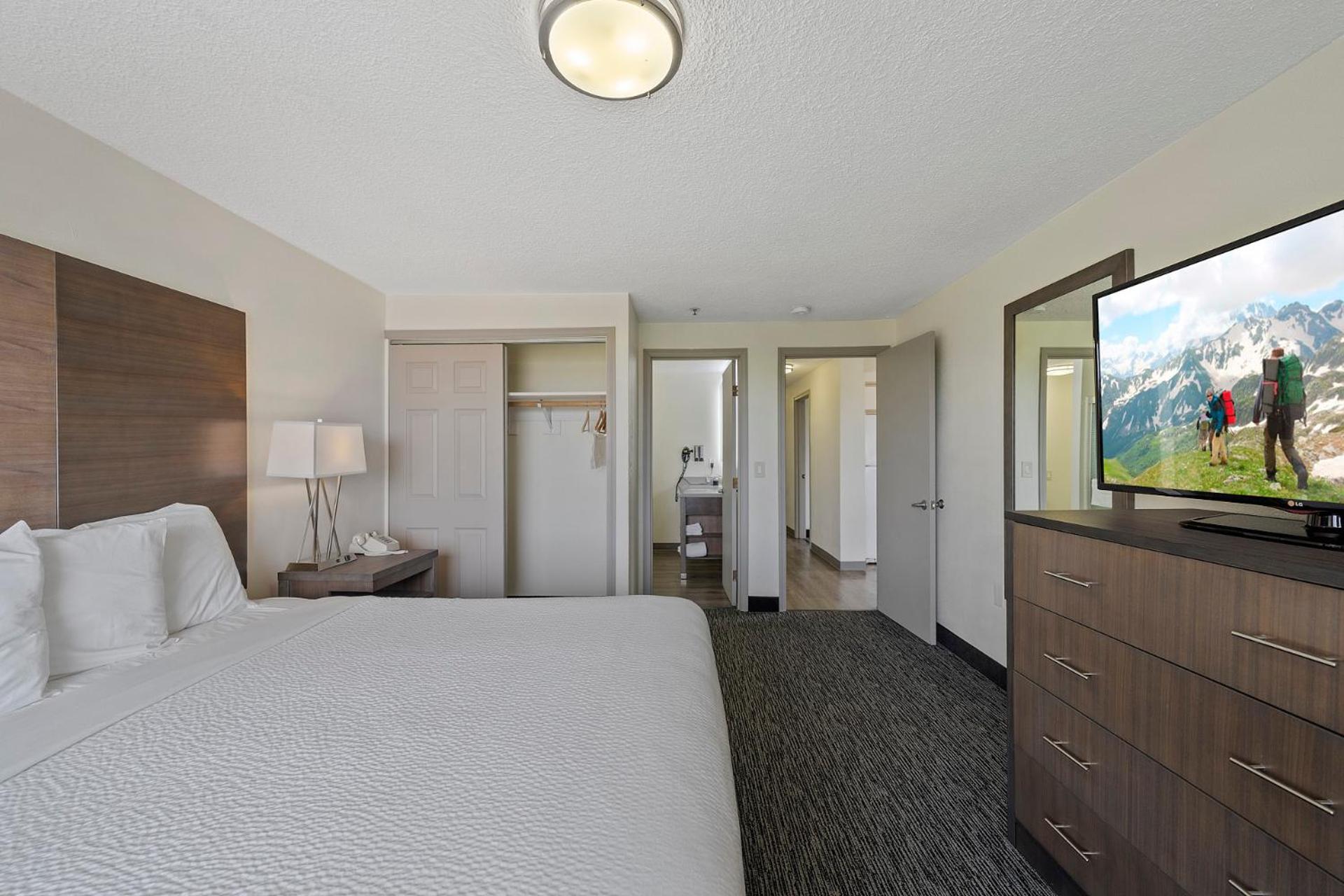 Oceanview Inn at the Arch view 3
