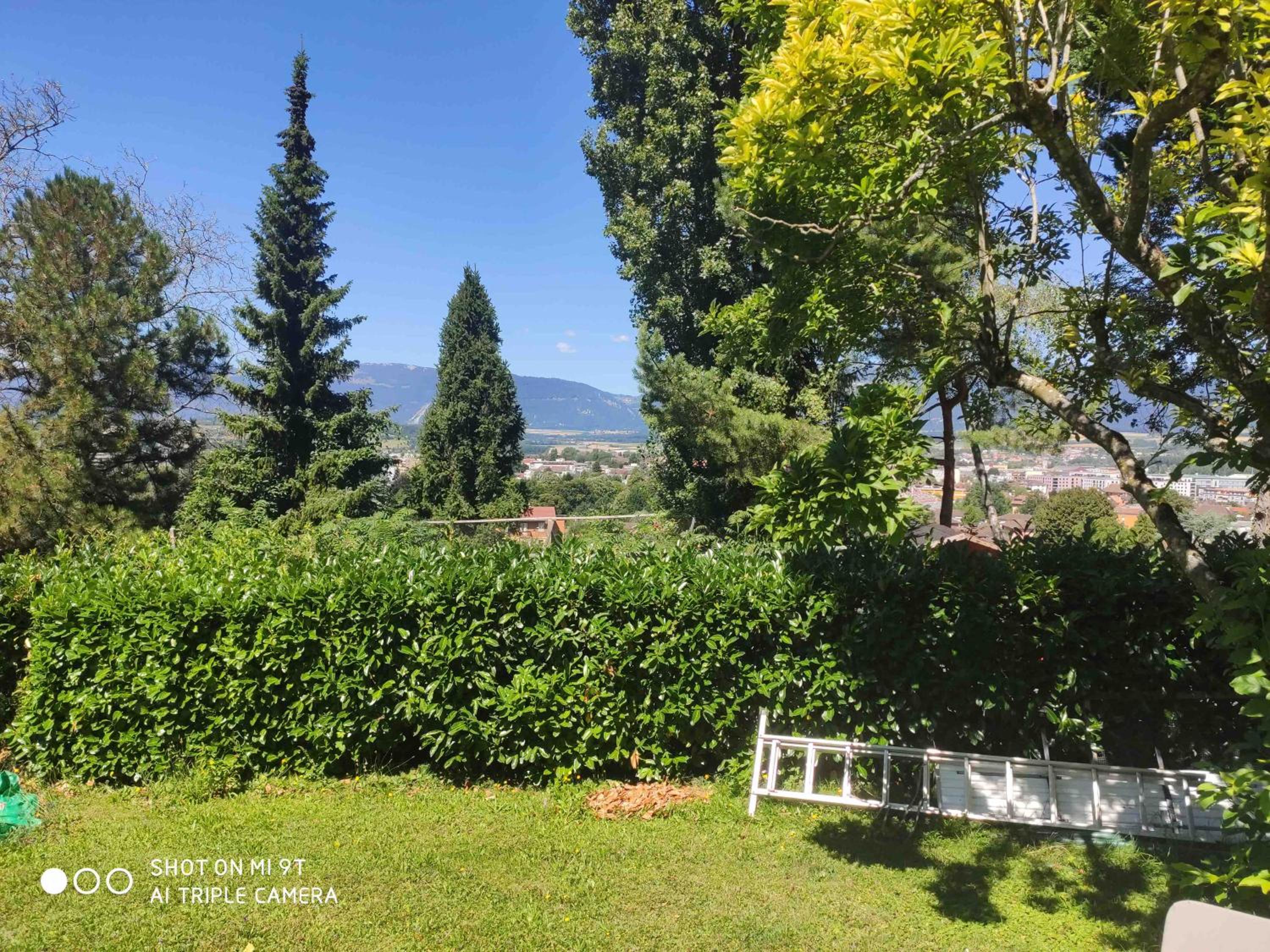 Appartement 1 pièce entresol 30 m2 proche du centre et bain thermal