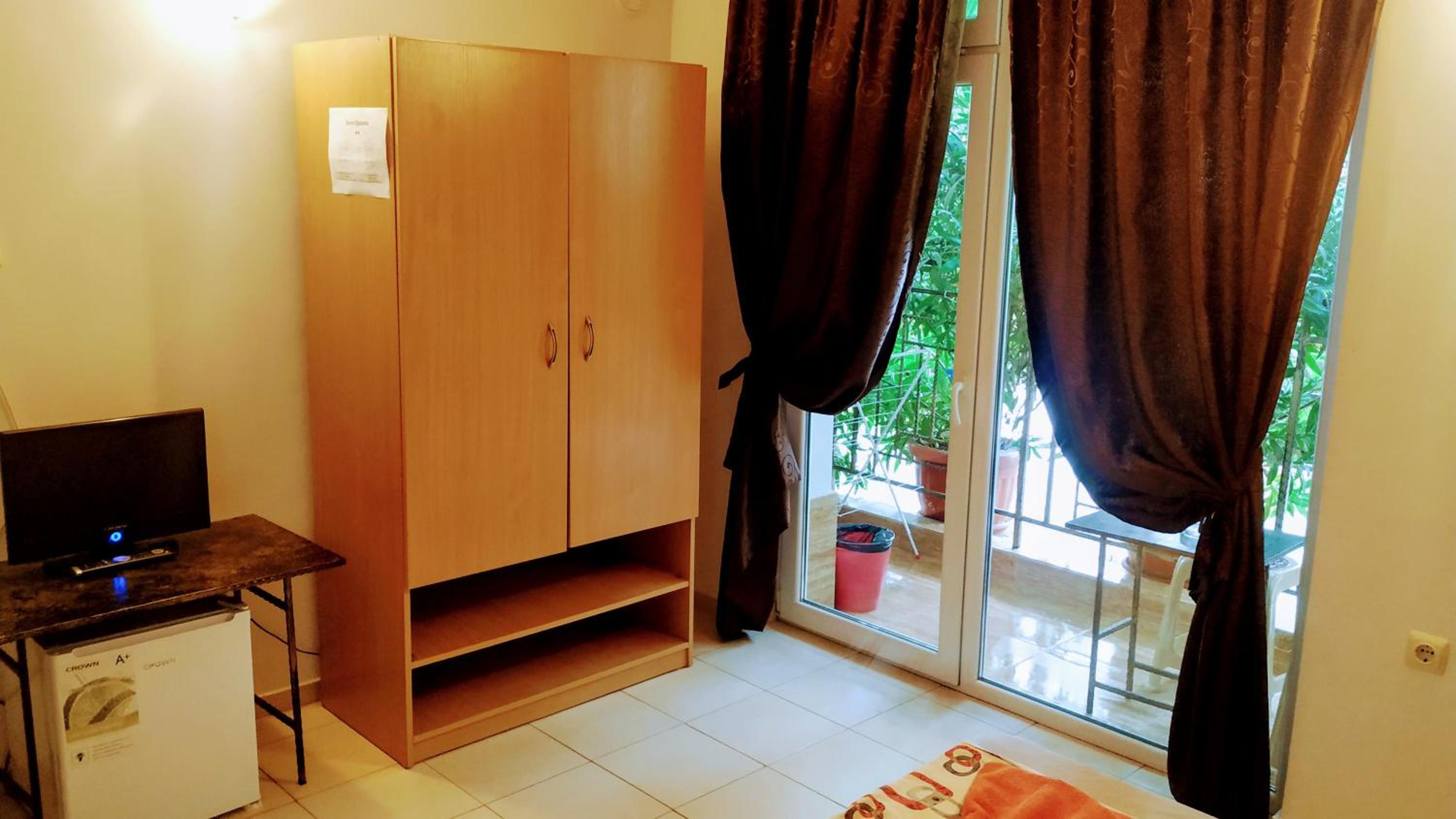 Dracena Guesthouse