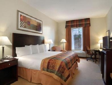 Baymont by Wyndham Henderson - Image 3