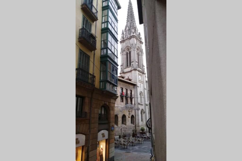 Lujoso piso en Casco Viejo. Bilbao. Free wifi. view 5