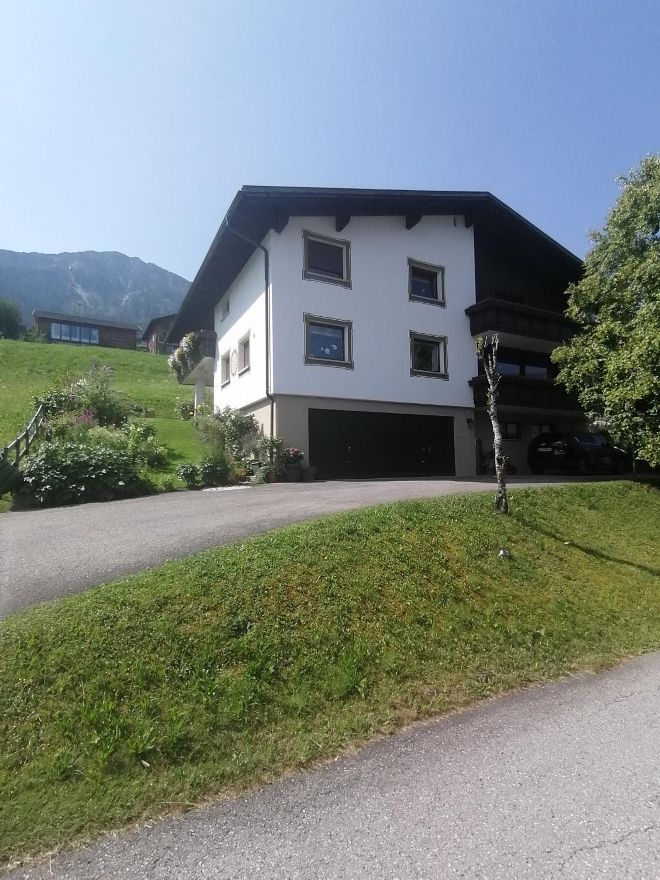 Haus Schwarzmann view 3
