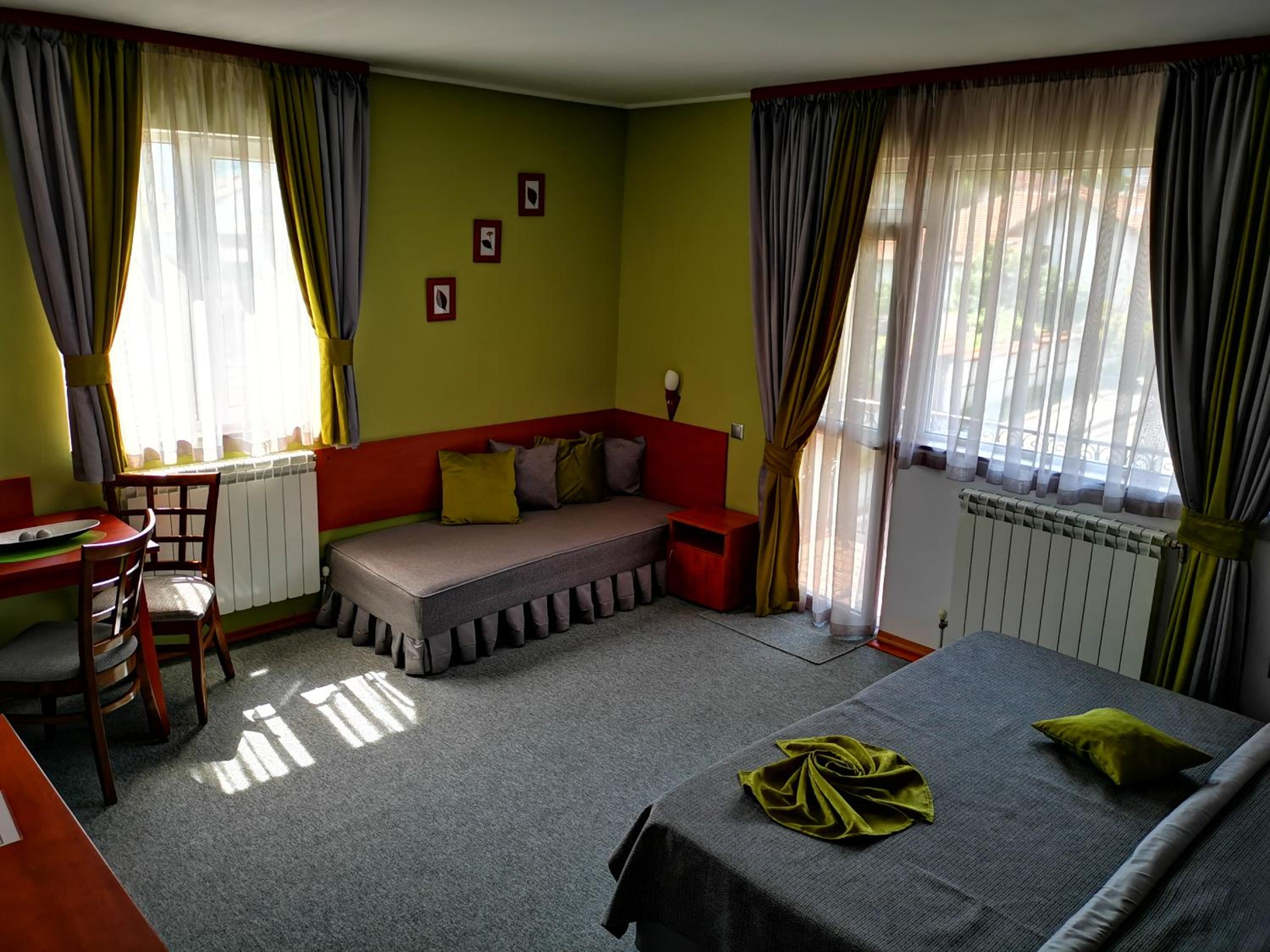 Zigen House