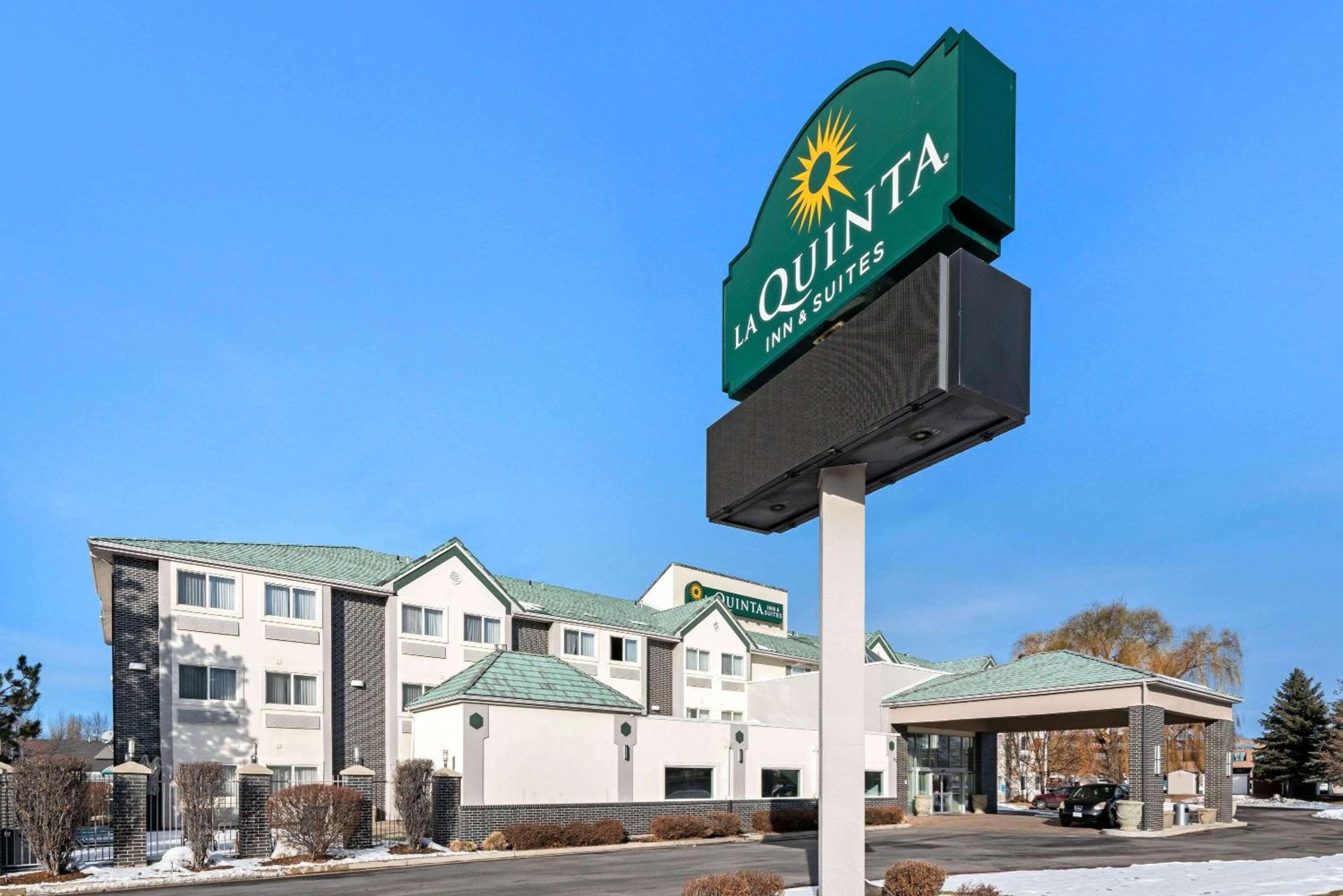 Logan Vacations - La Quinta by Wyndham Logan - Property Image 1