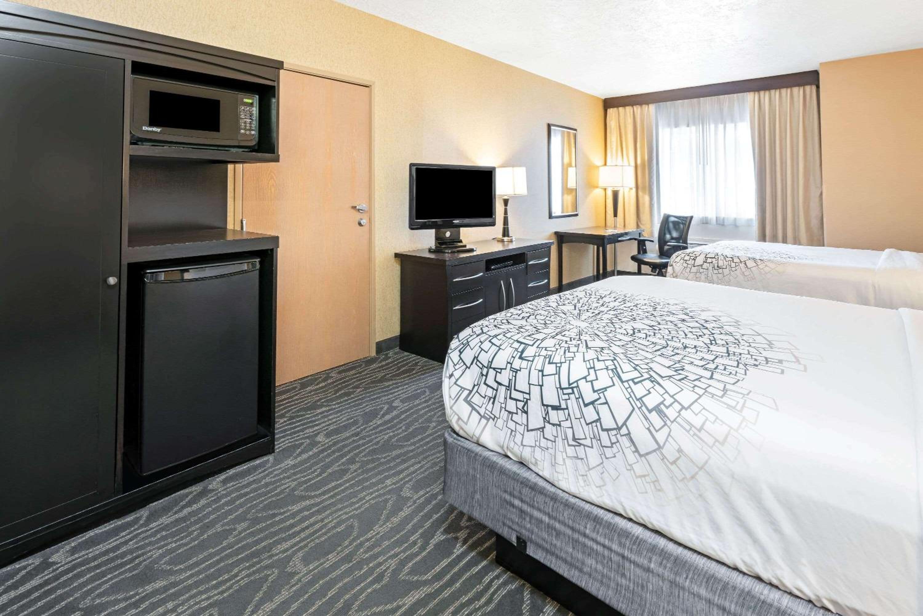 Logan Vacations - La Quinta by Wyndham Logan - Property Image 1