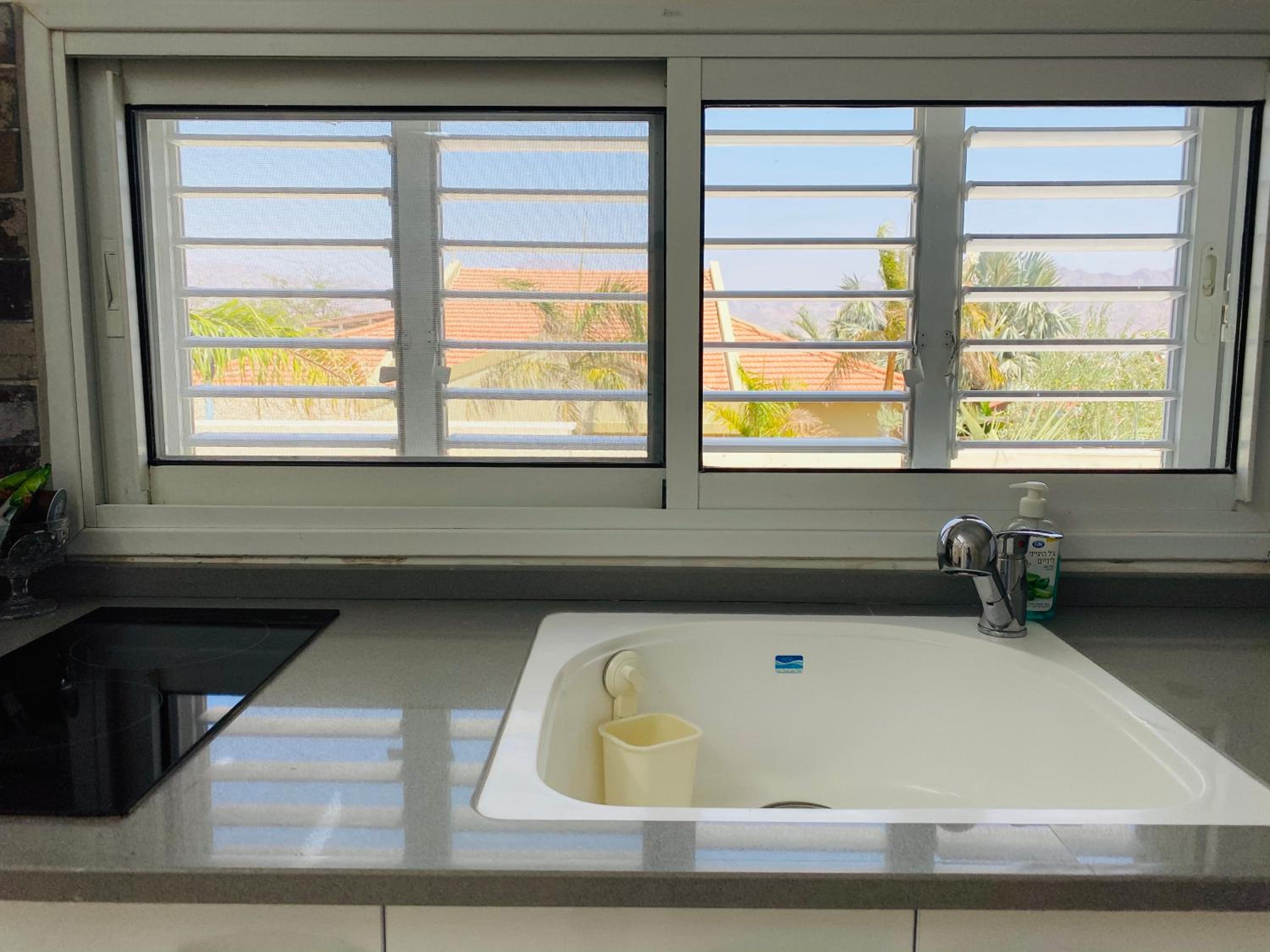 Sea Breeze Oasis view 5