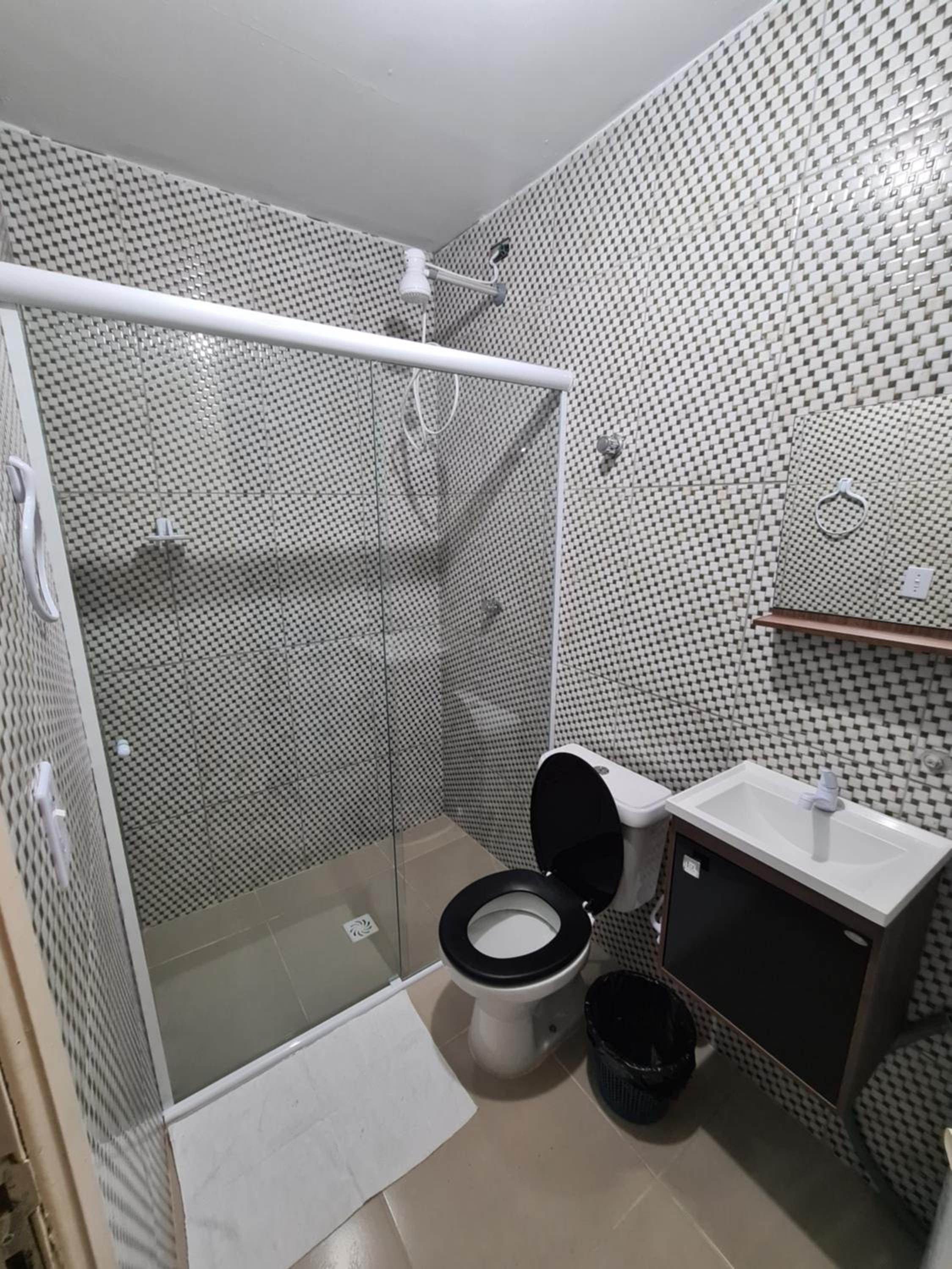 Kitão com quarto 50mts do mar