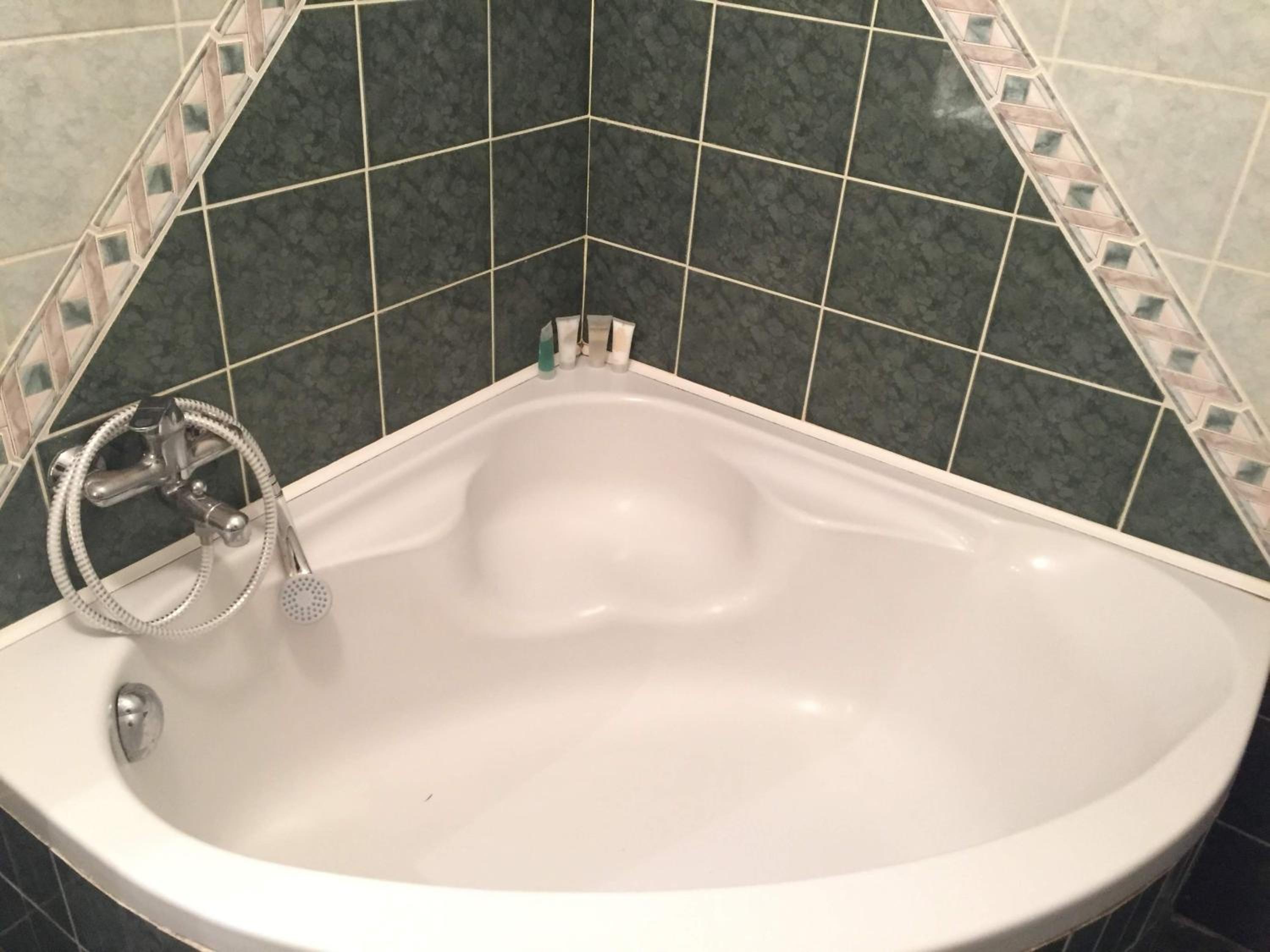 Photo 8